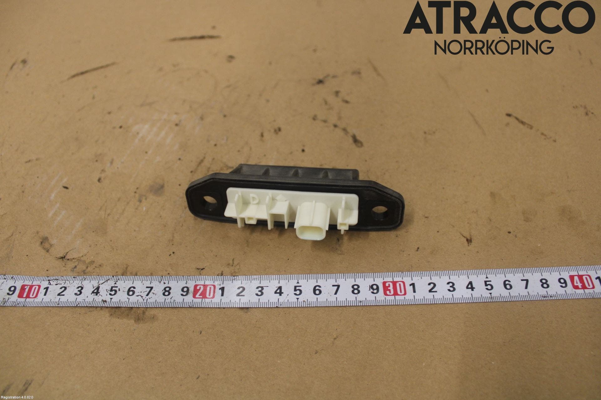 Toyota YARIS XP21 20- Bakluckehandtag