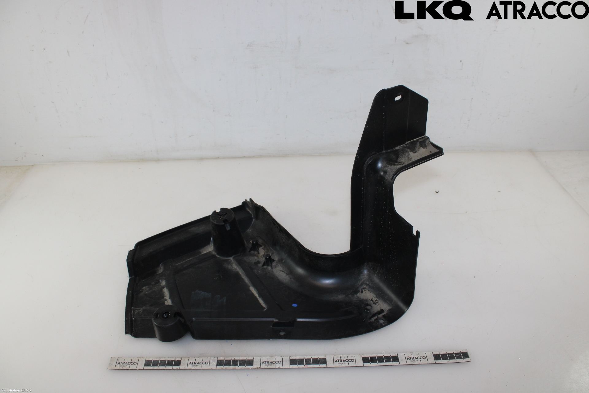 Volkswagen VW TRANSP/CARAVELLE (T7) 22-24 Hasplåt Plåt-Plast
