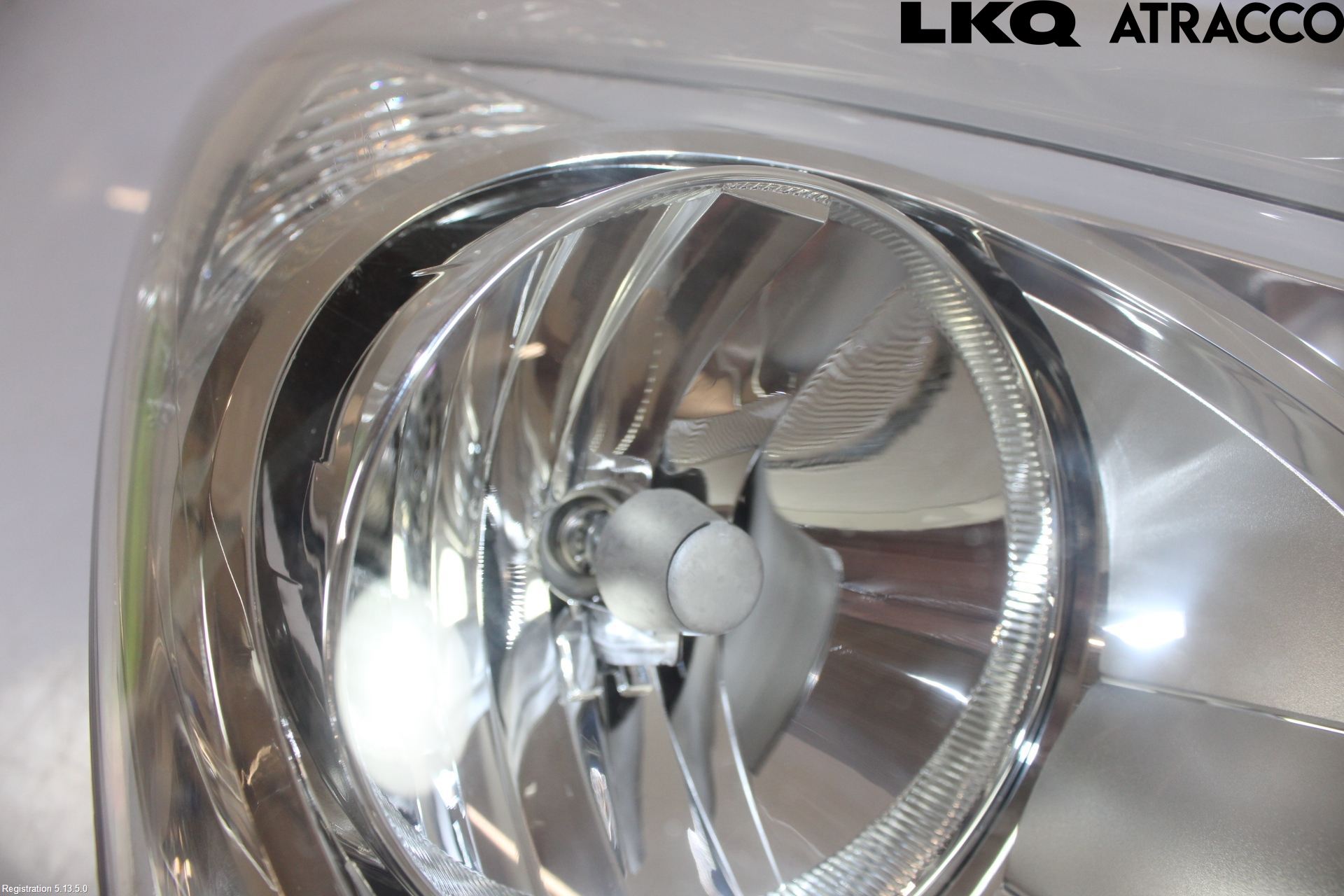 Kia VENGA 10-19 Strålkastare Höger