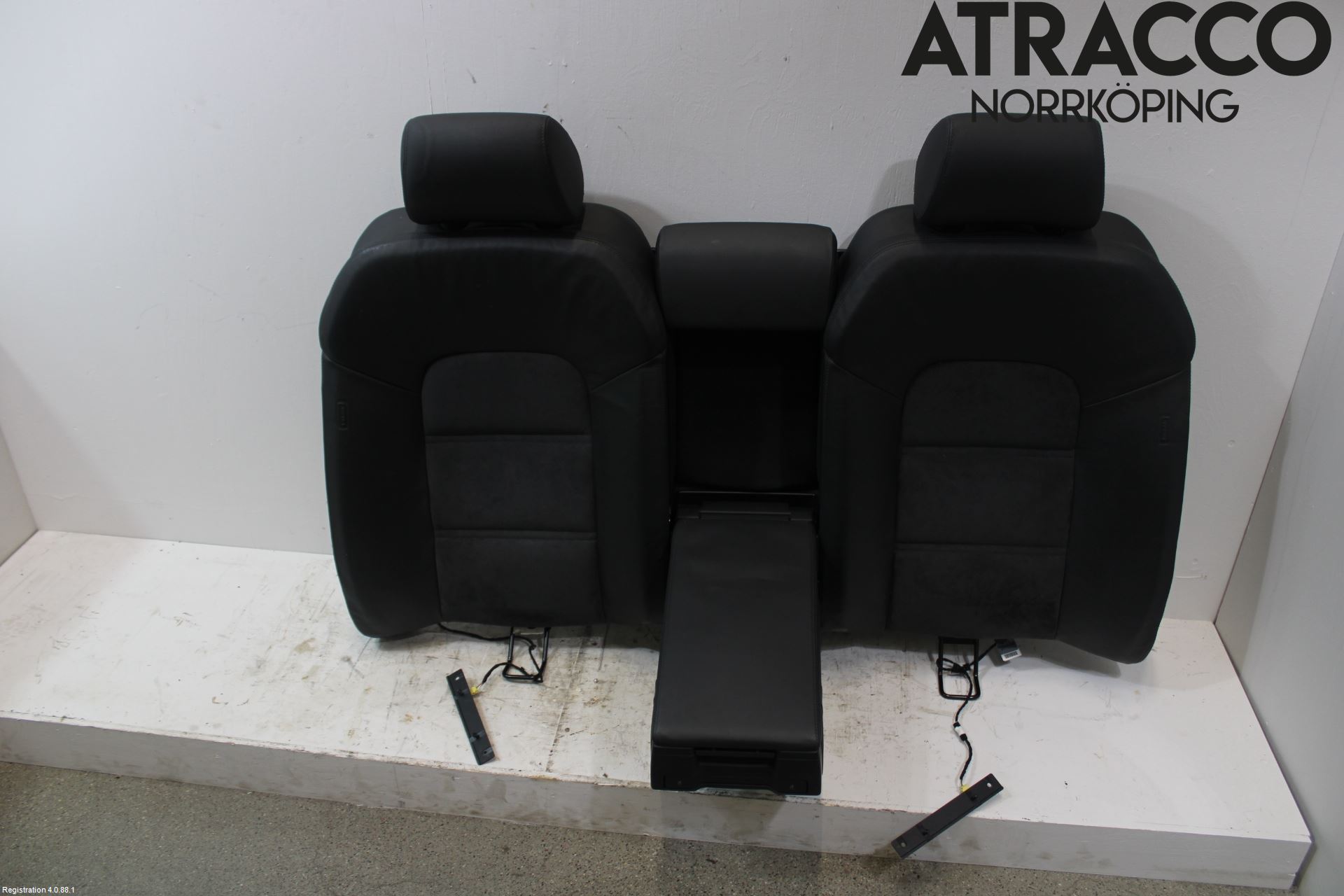 Audi A8/S8 4E  02-09 Inredning Ryggdyna Bak