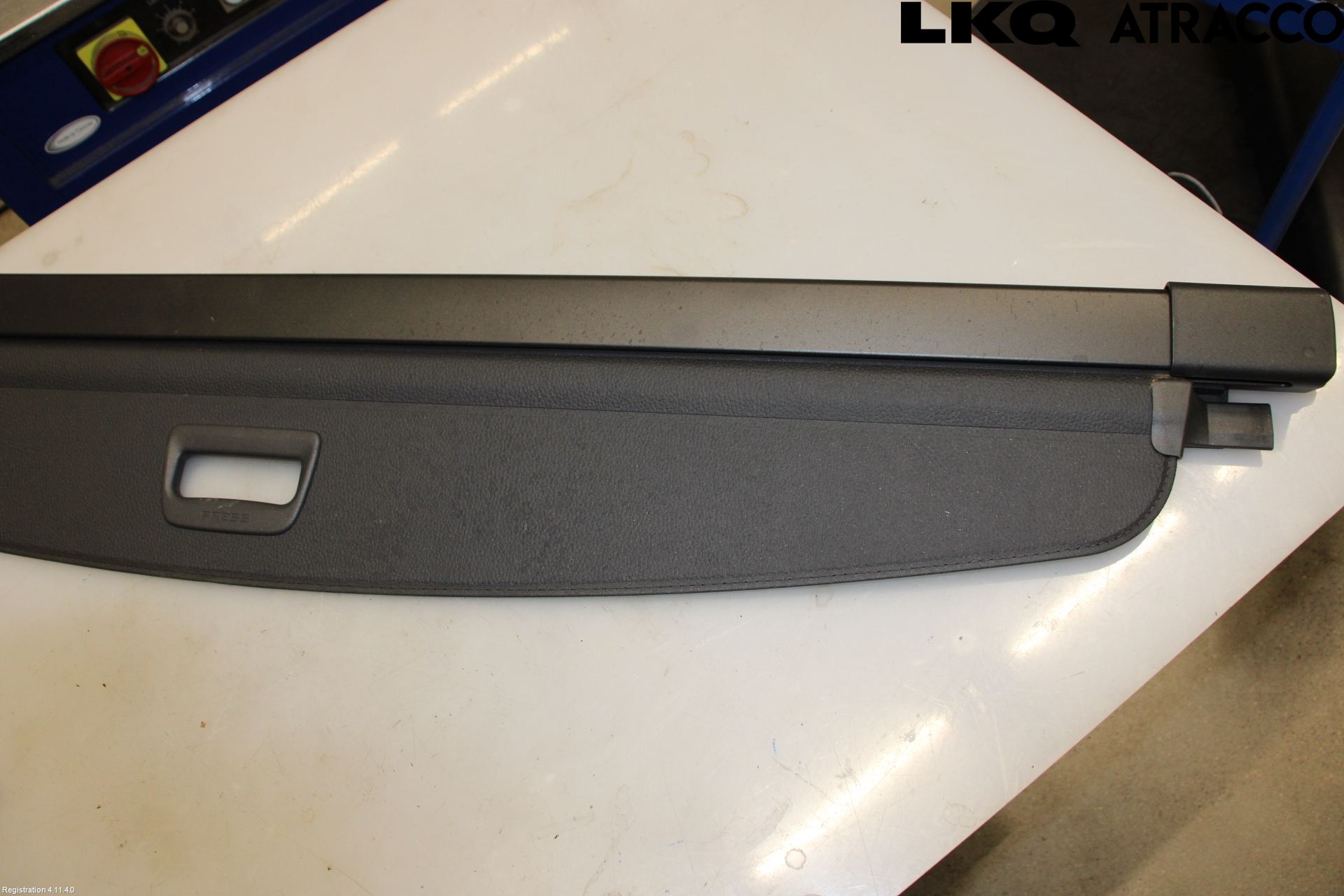 Volkswagen VW TOURAN 16- Insynskydd