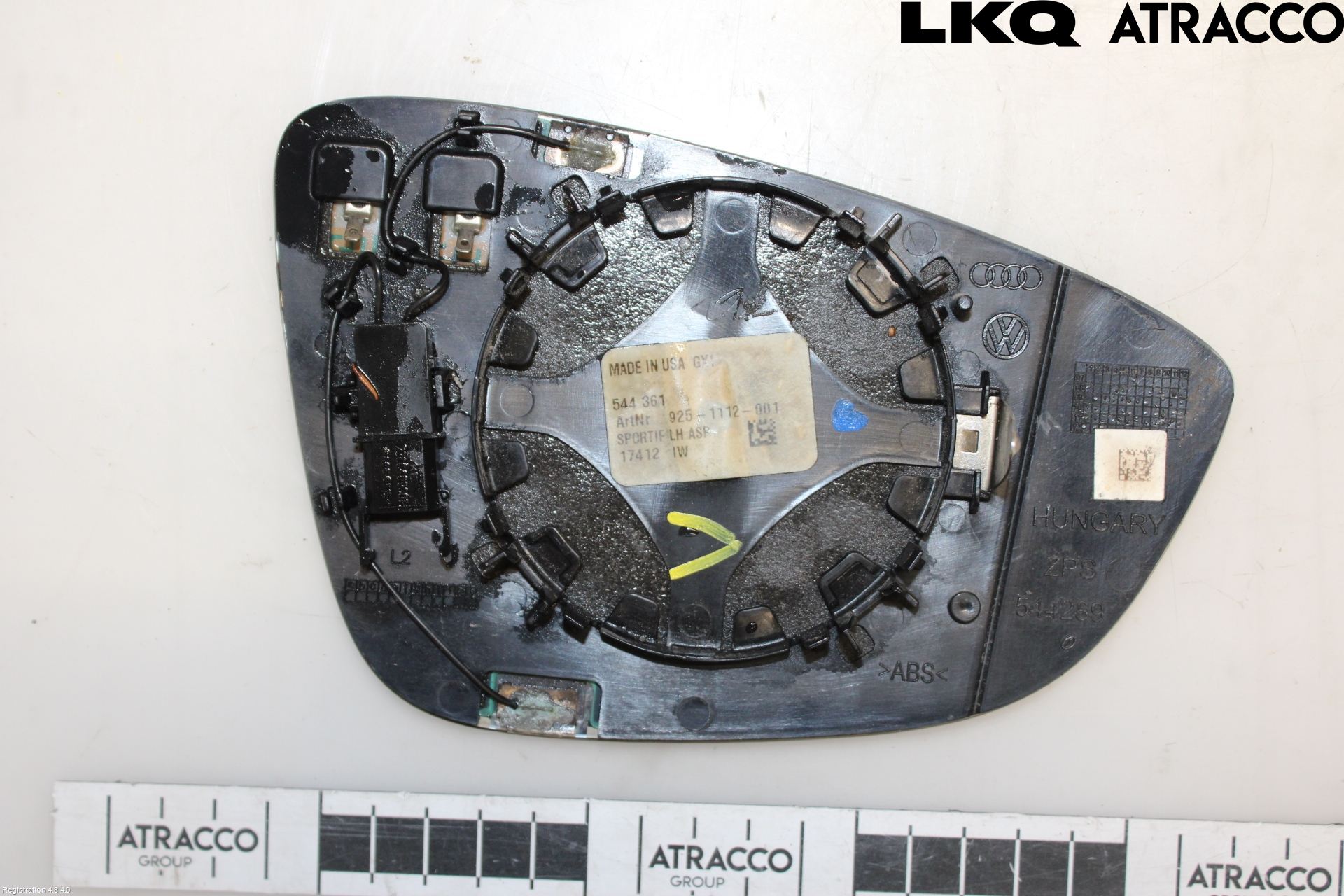 Volkswagen VW PASSAT 11-14 Spegelglas Vä