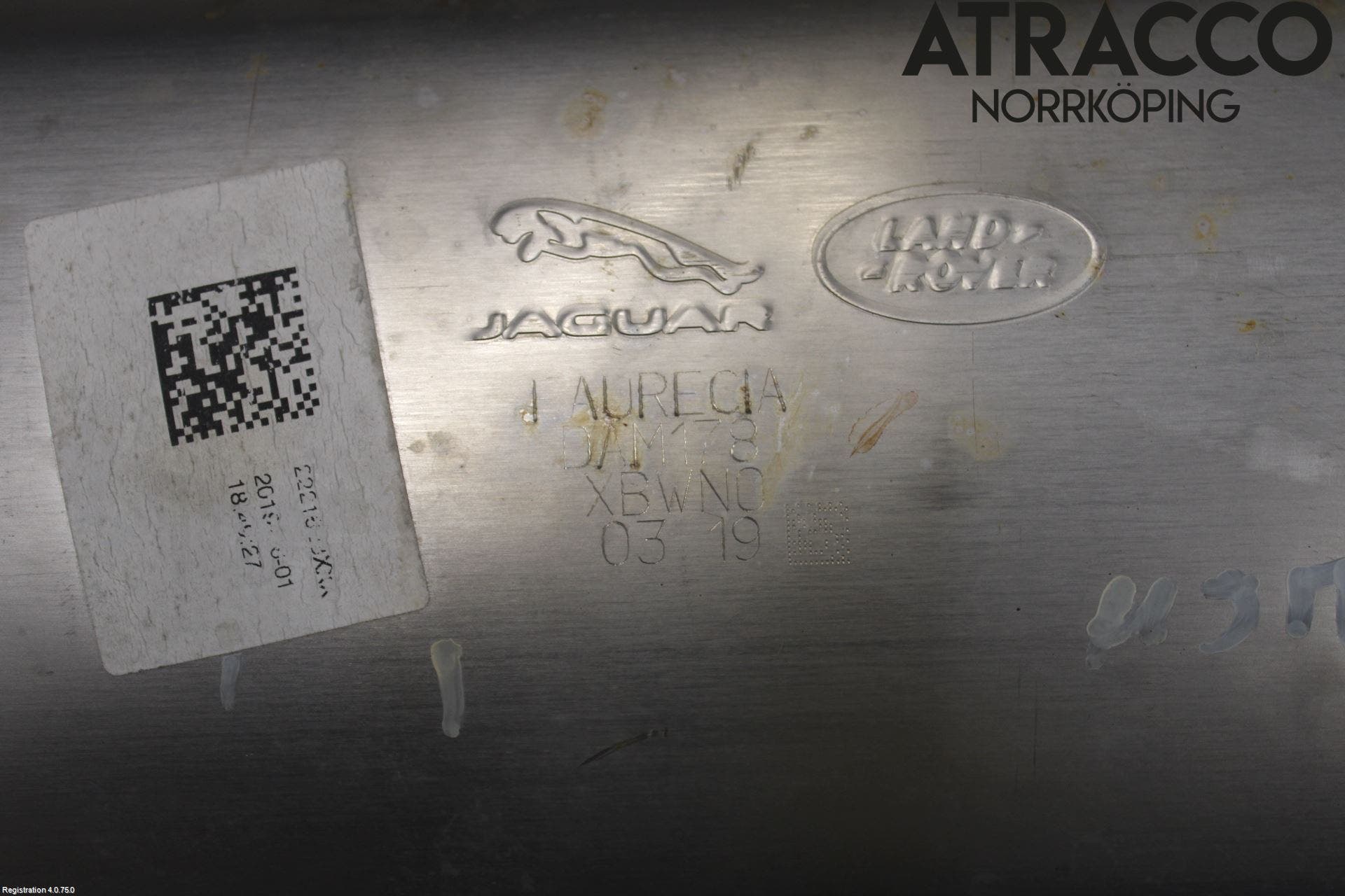 Jaguar E-PACE 17- Avgas Mellandämpare