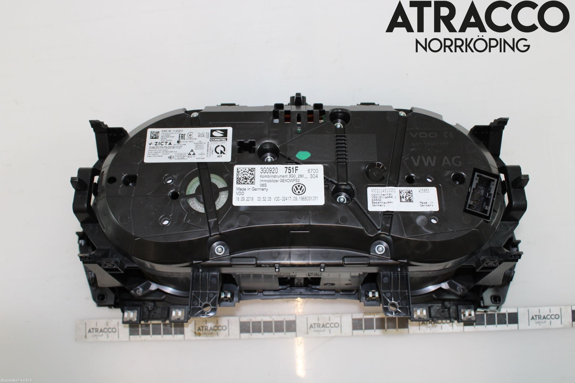 Volkswagen VW PASSAT 20-24 Instrument Komb