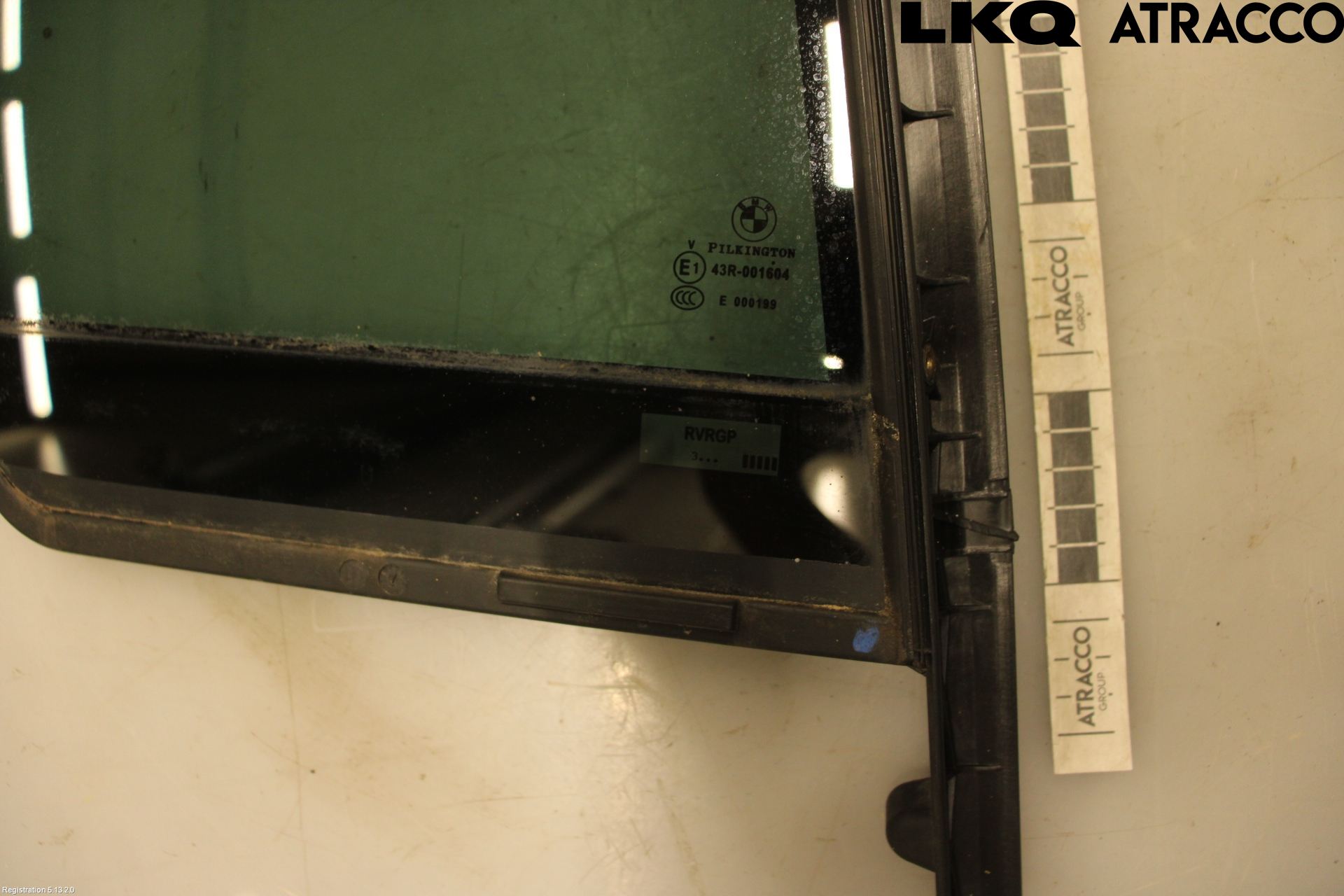 BMW 5 F10/F11/F18 09-17 Dörruta Bak Lilla Hö
