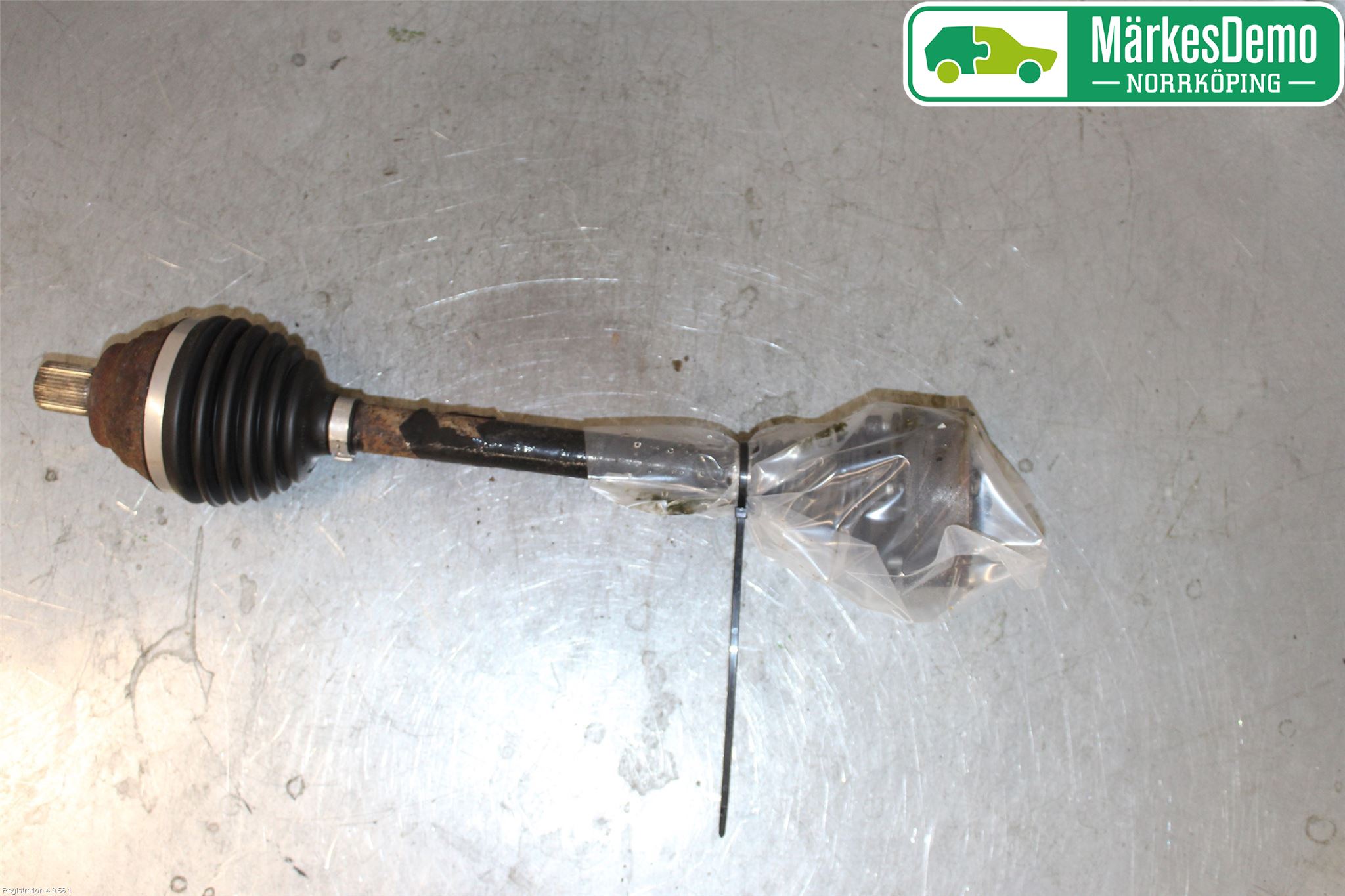 Audi A3/S3 8V 13-20 Drivaxel Fram Vänster