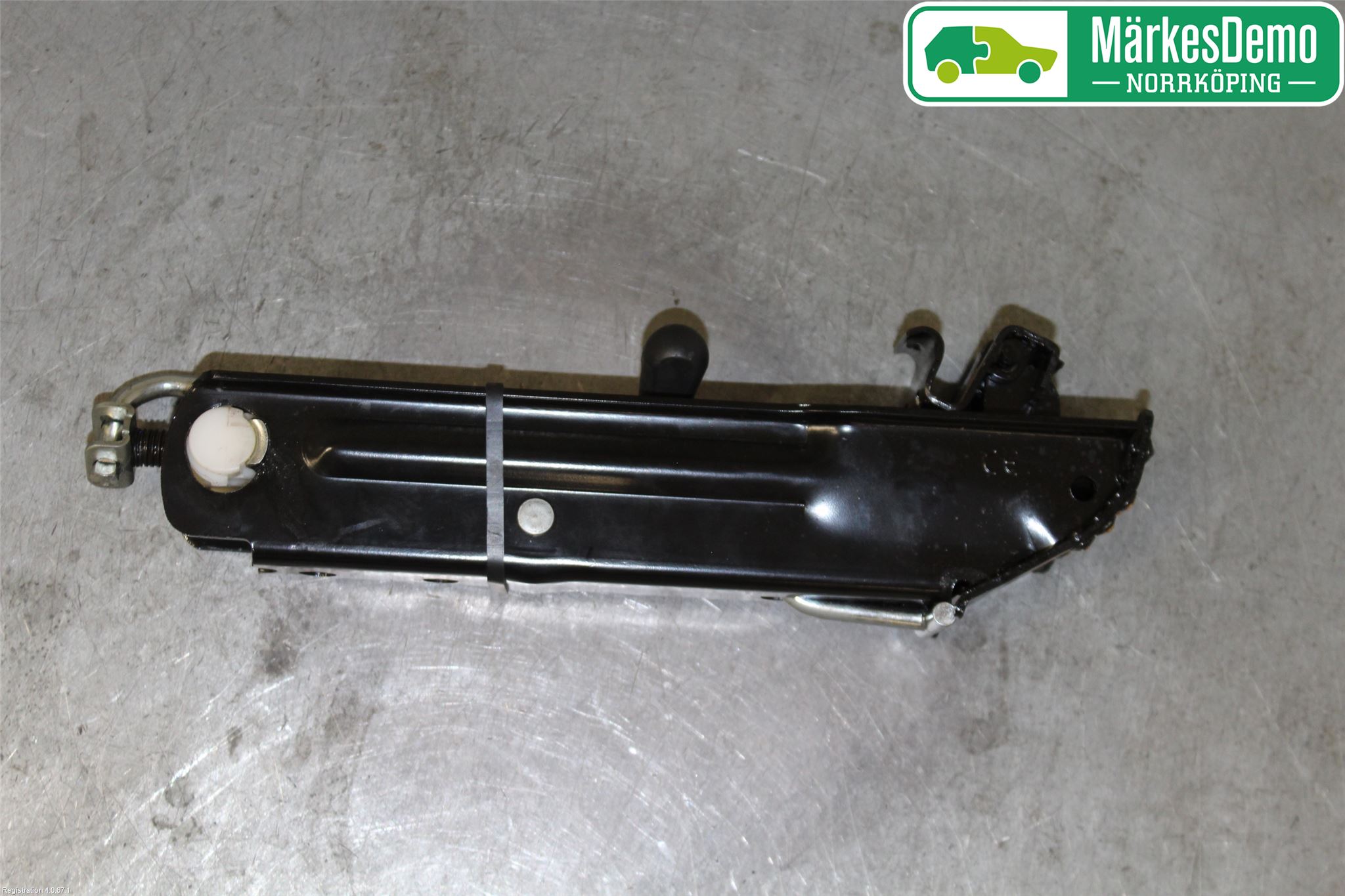 Volkswagen VW PASSAT 11-14 Domkraft