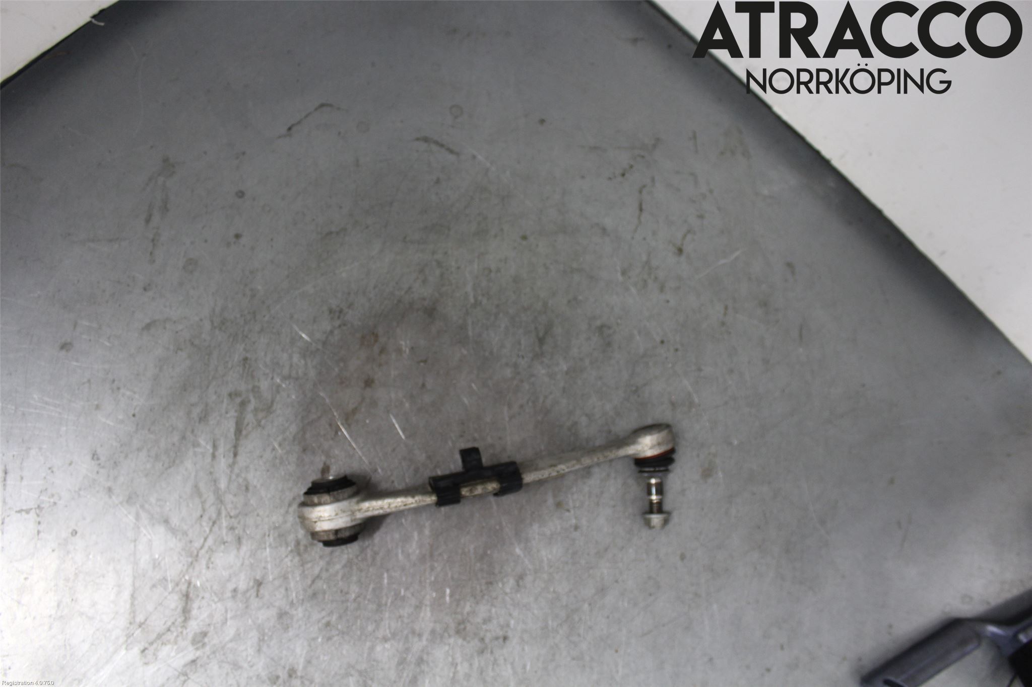 BMW 5 F10/F11/F18 09-17 Bärarm Bak Övre Höger