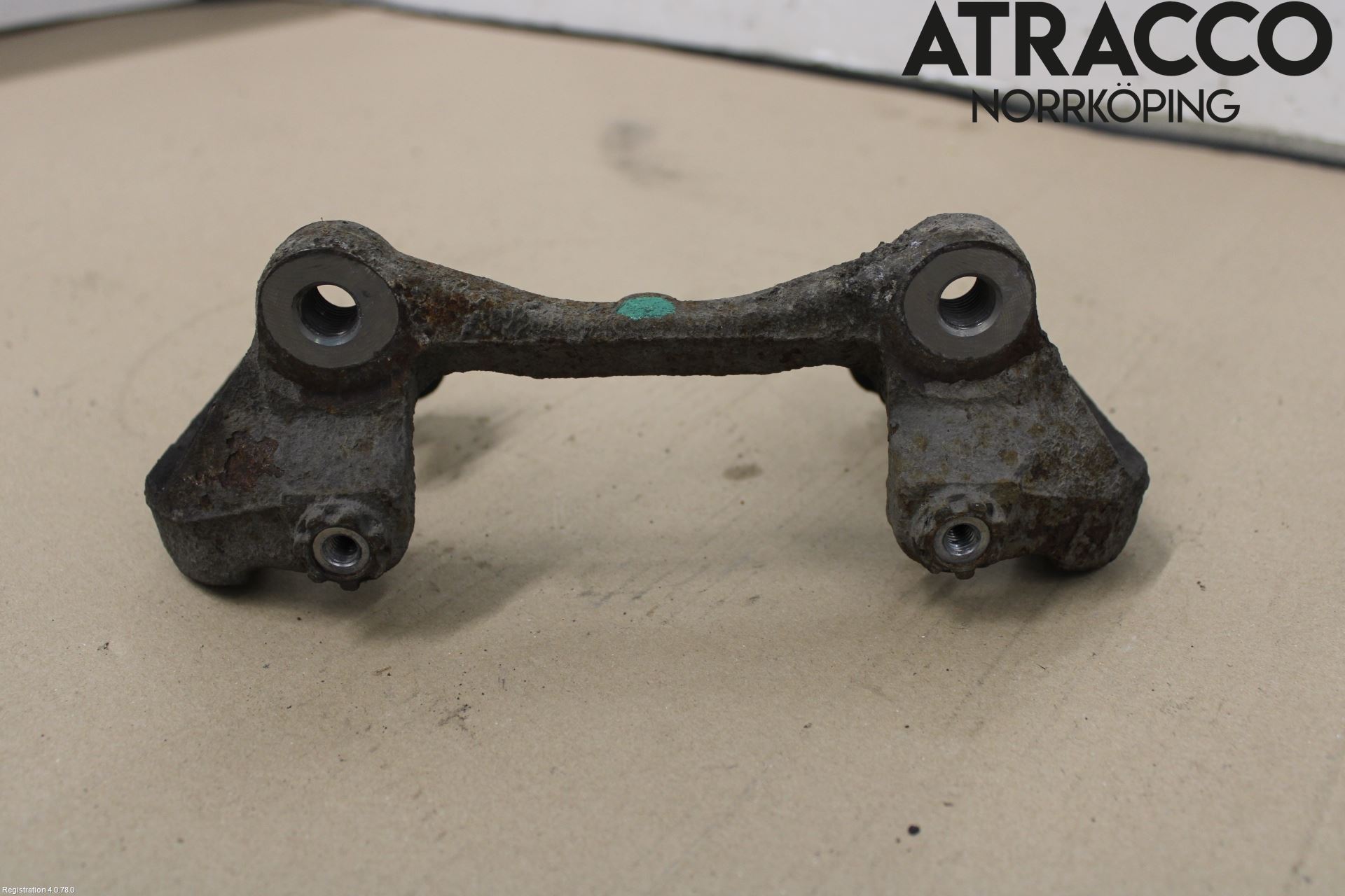 Audi A5 07-16 Bromsokshållare