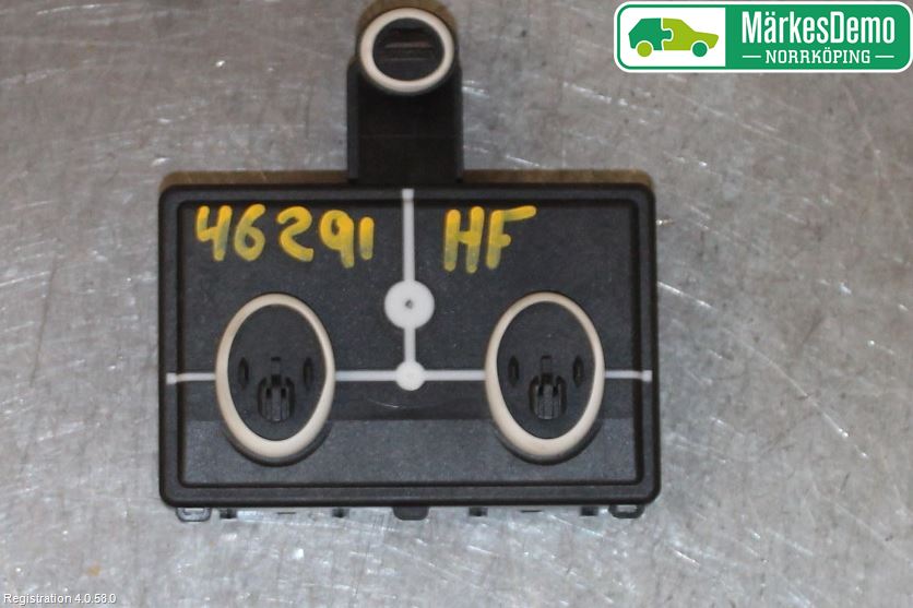 Audi A4/S4 B9 16-19 Styrenhet Dörr