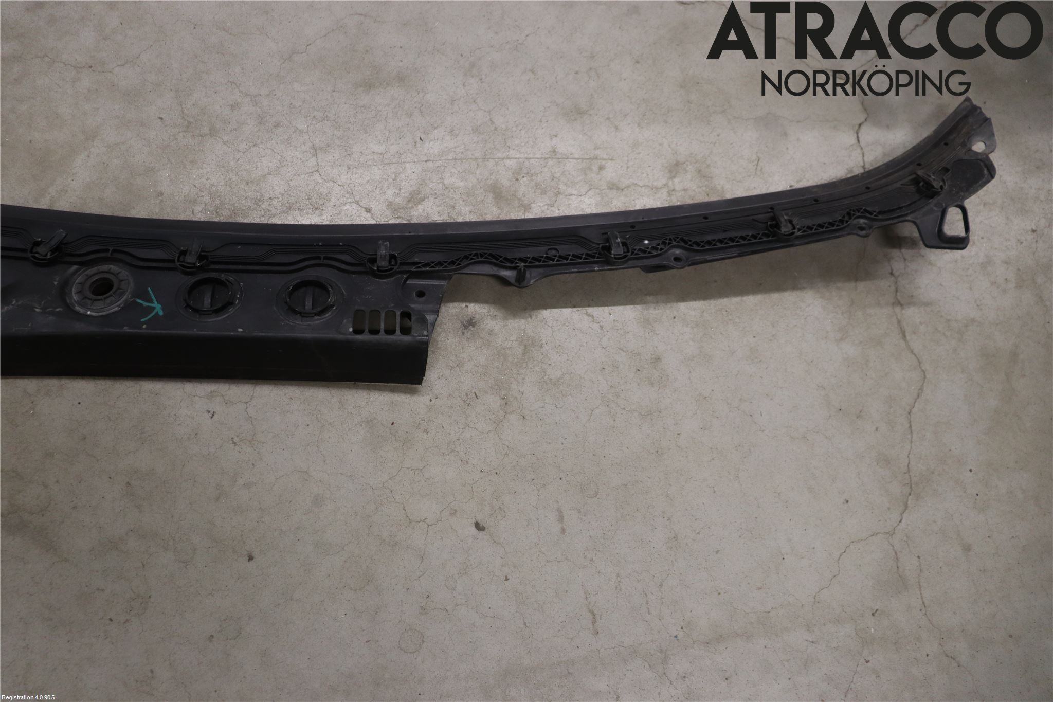 BMW 5 F10/F11/F18 09-17 Torpedplåt-Torpedplast