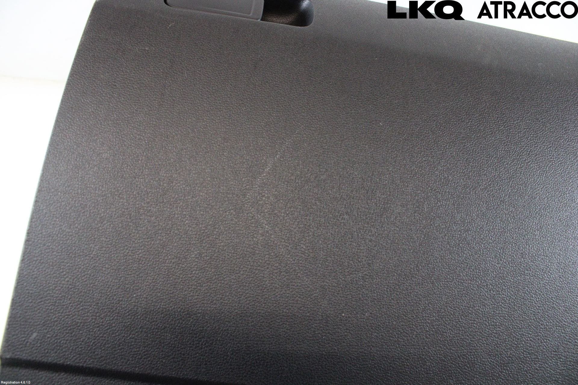 Volkswagen VW TIGUAN 16-24 Handskfack