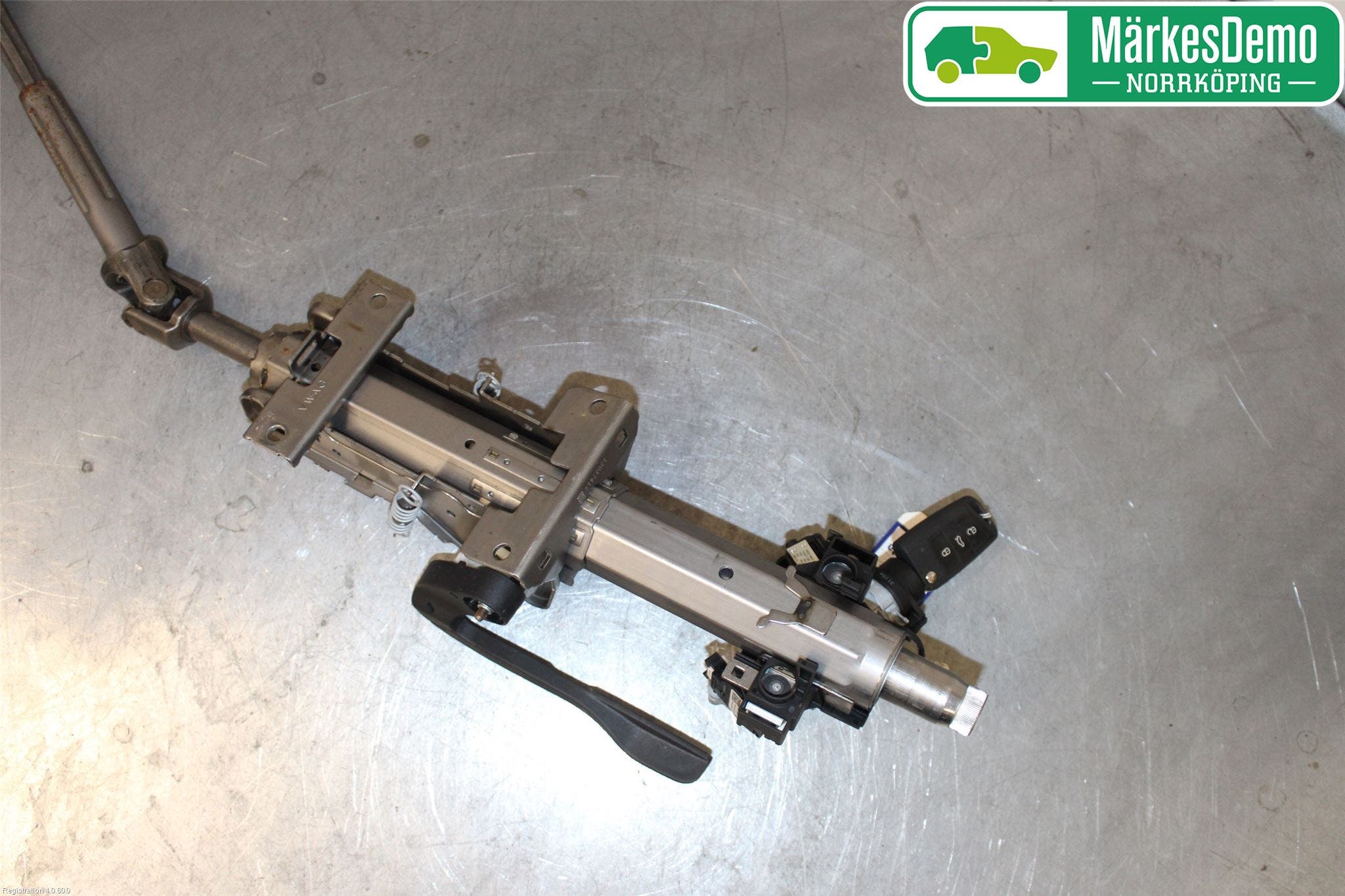 Volkswagen VW GOLF / E-GOLF VII 13-20 Rattaxelagg Justerbart