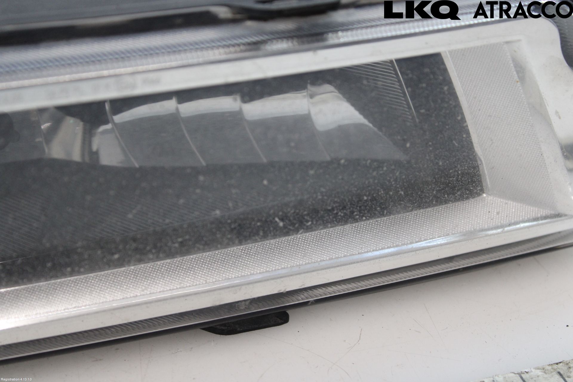 Volkswagen VW PASSAT 15-19 Dimljus-Varselljus Fram