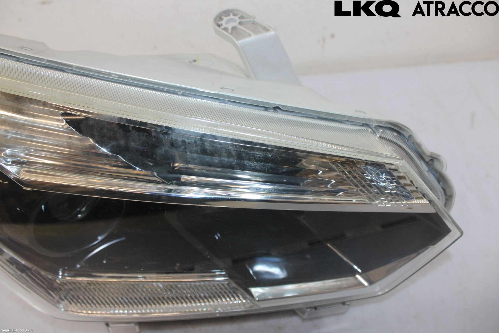 Isuzu D-MAX Strålkastare Höger