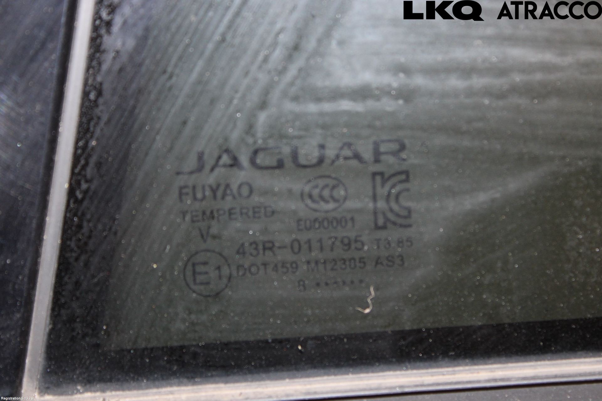 Jaguar I-PACE 18- Dörruta Bak Lilla Vä