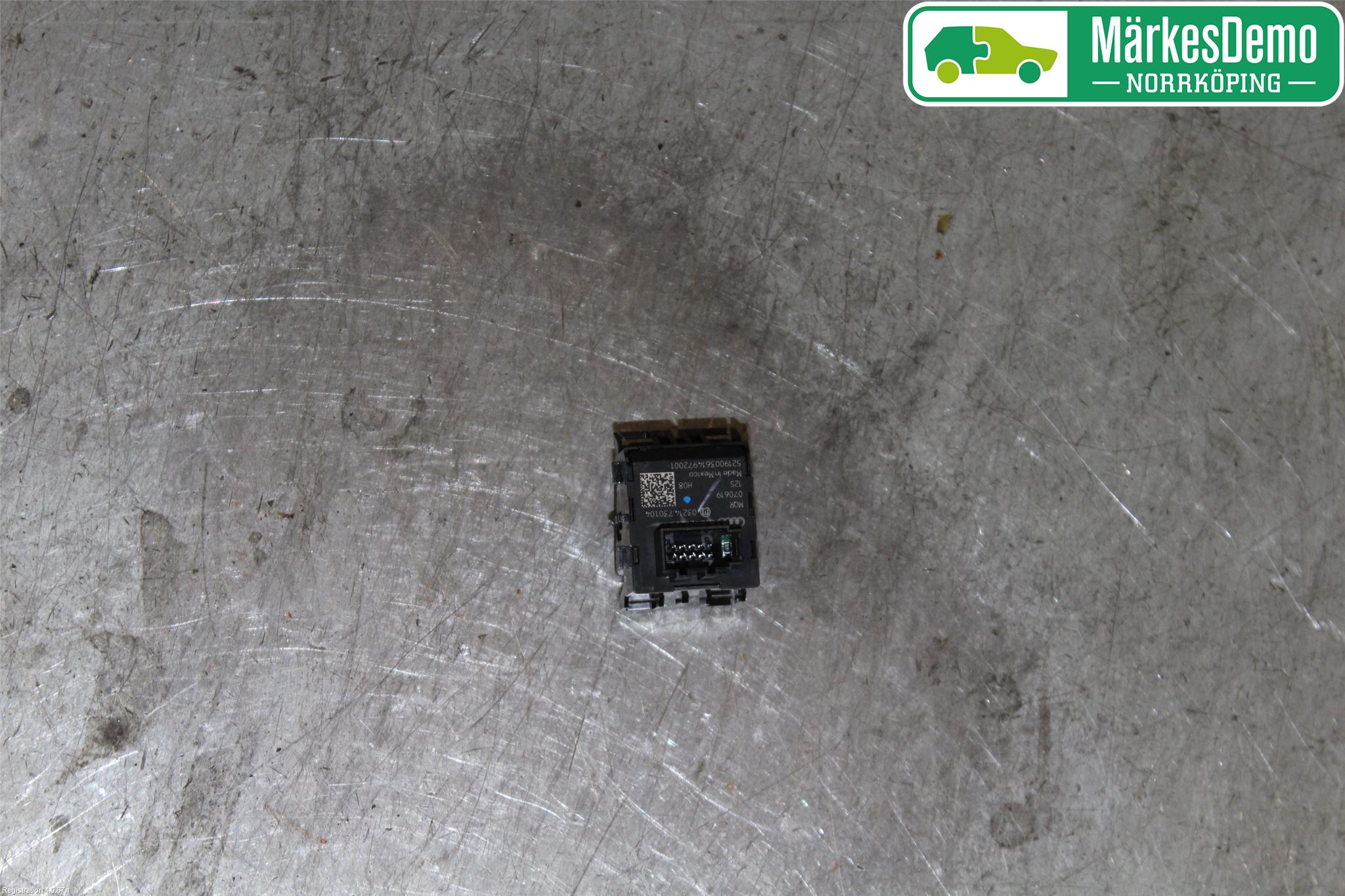 Audi Q5/SQ5 17- Strömställare Övrigt