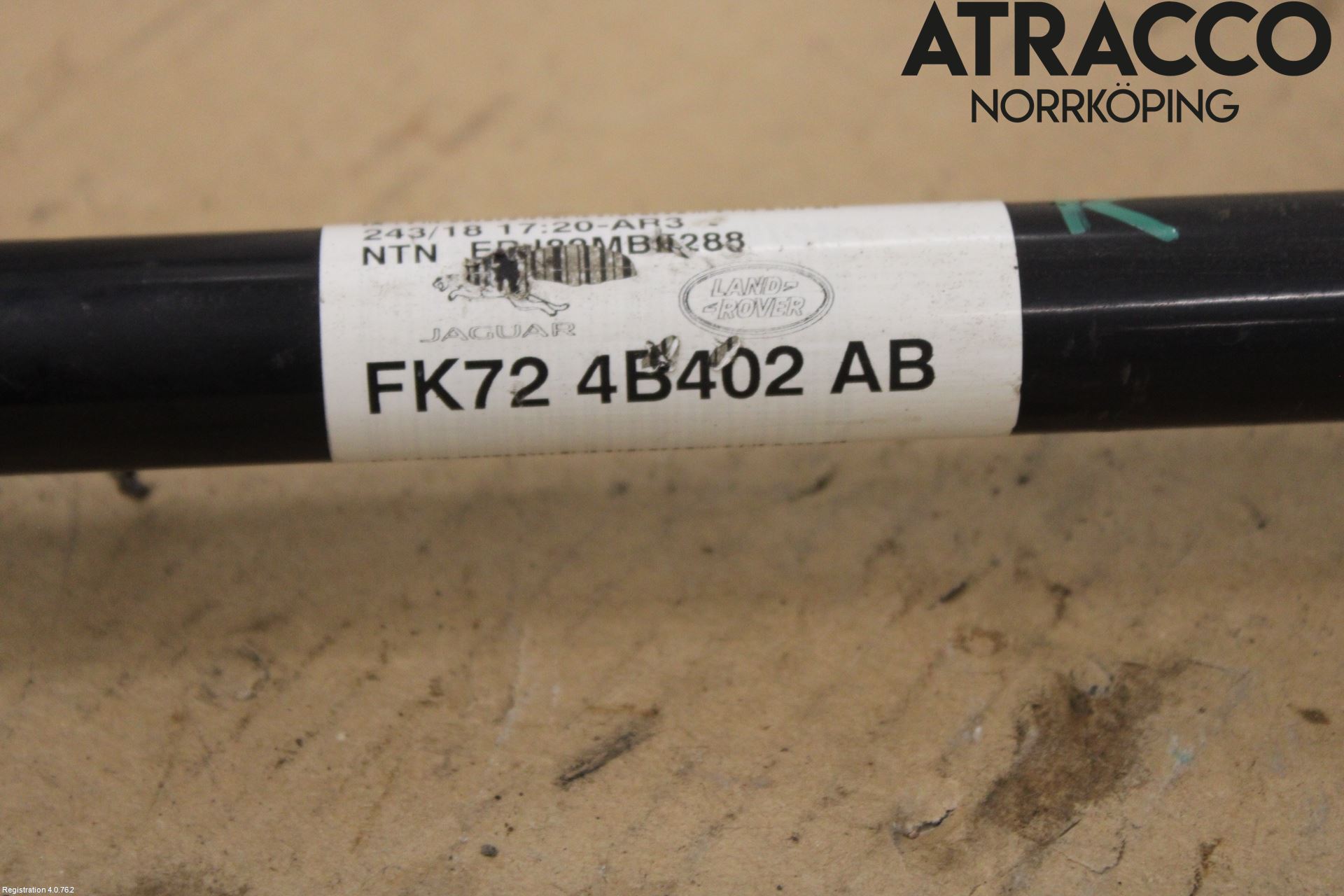 Jaguar E-PACE 17- Drivaxel Bak Vänster