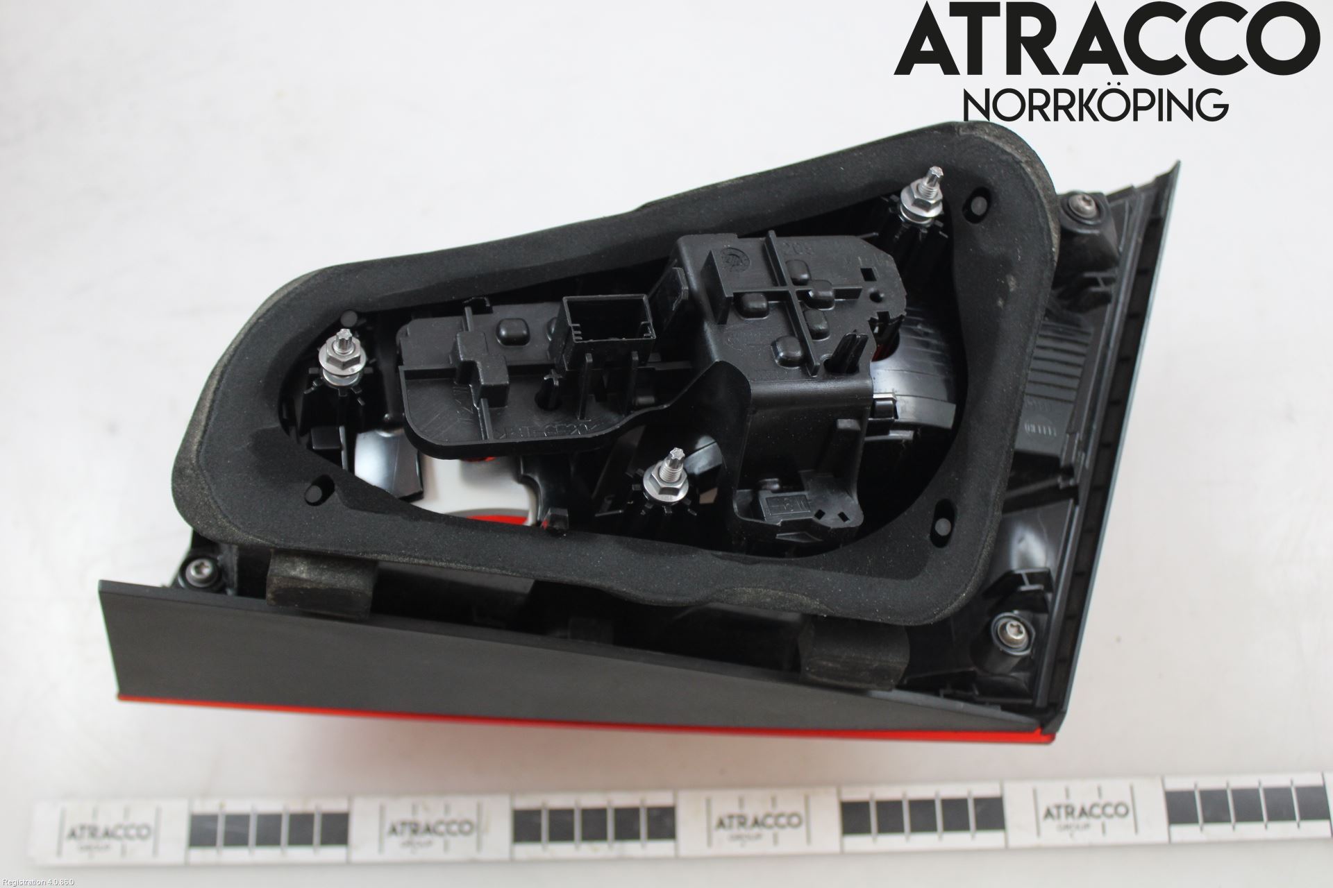 Audi A3/S3 8V 13-20 Bakljus Lucka Vä