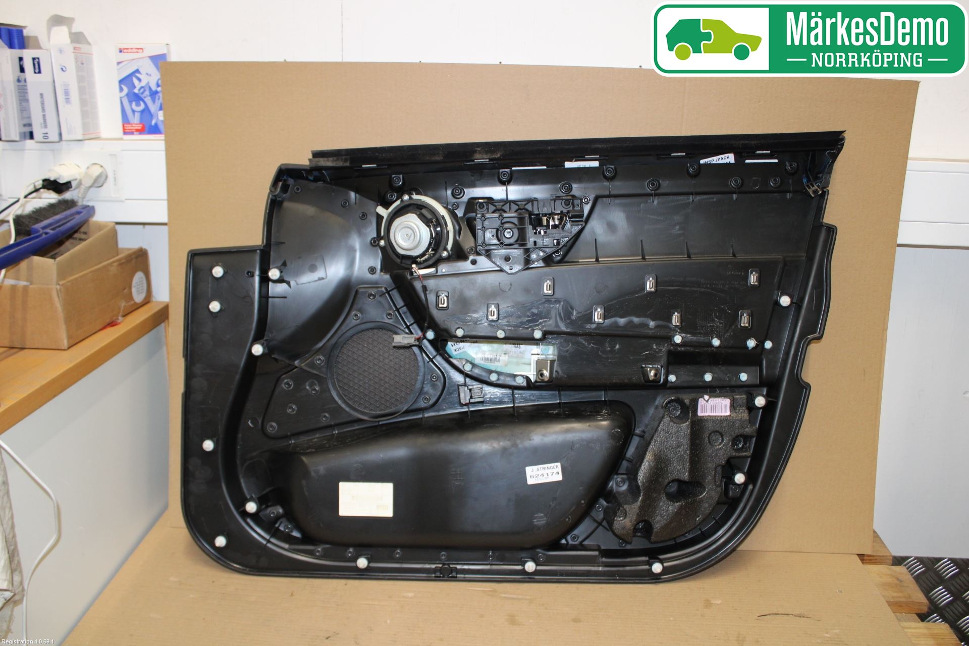 Jaguar XF 08-15 Dörrklädsel Vä