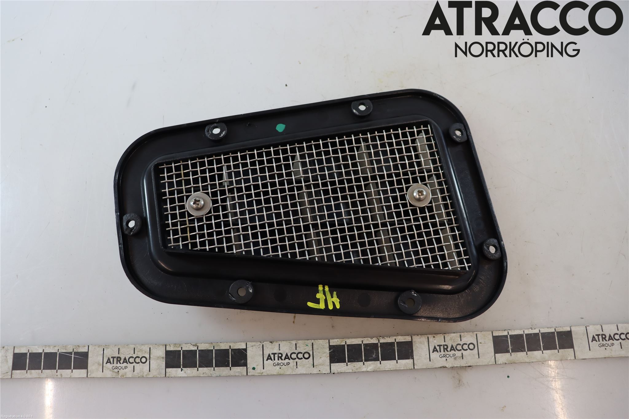 Landrover DEFENDER (L316) 07-16 Skärm Fram Höger