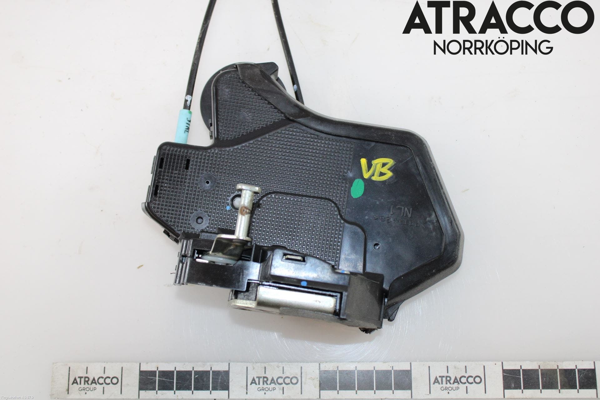 Toyota HILUX 05-16 Låskista-Dörrlås