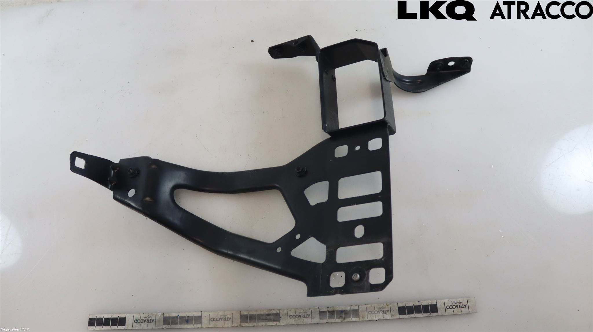 BMW 5 E60/61 Sed/Tou 02-10 Frontplåt