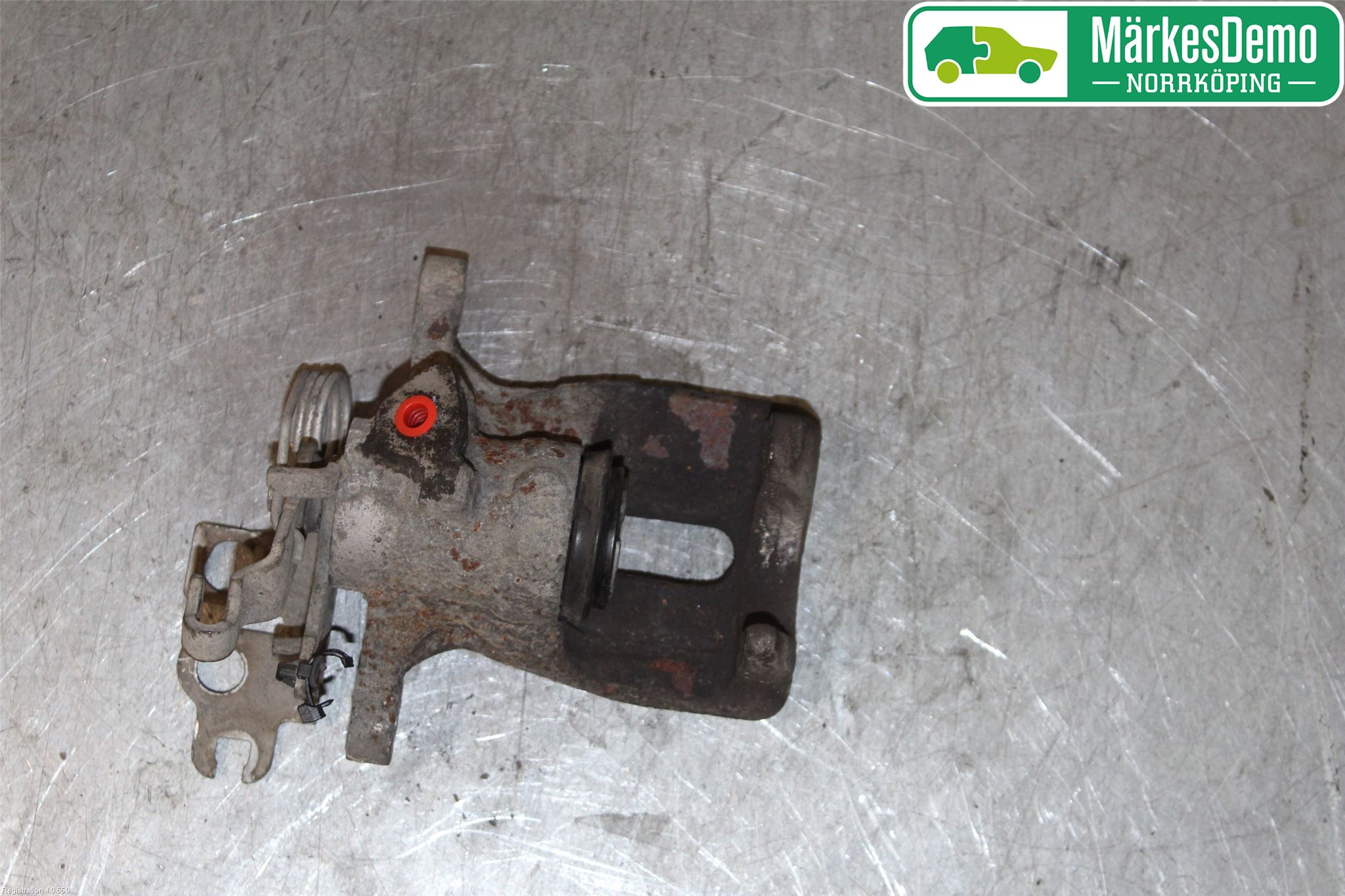 Volkswagen VW CADDY 16-20 Bromsok Bak Höger