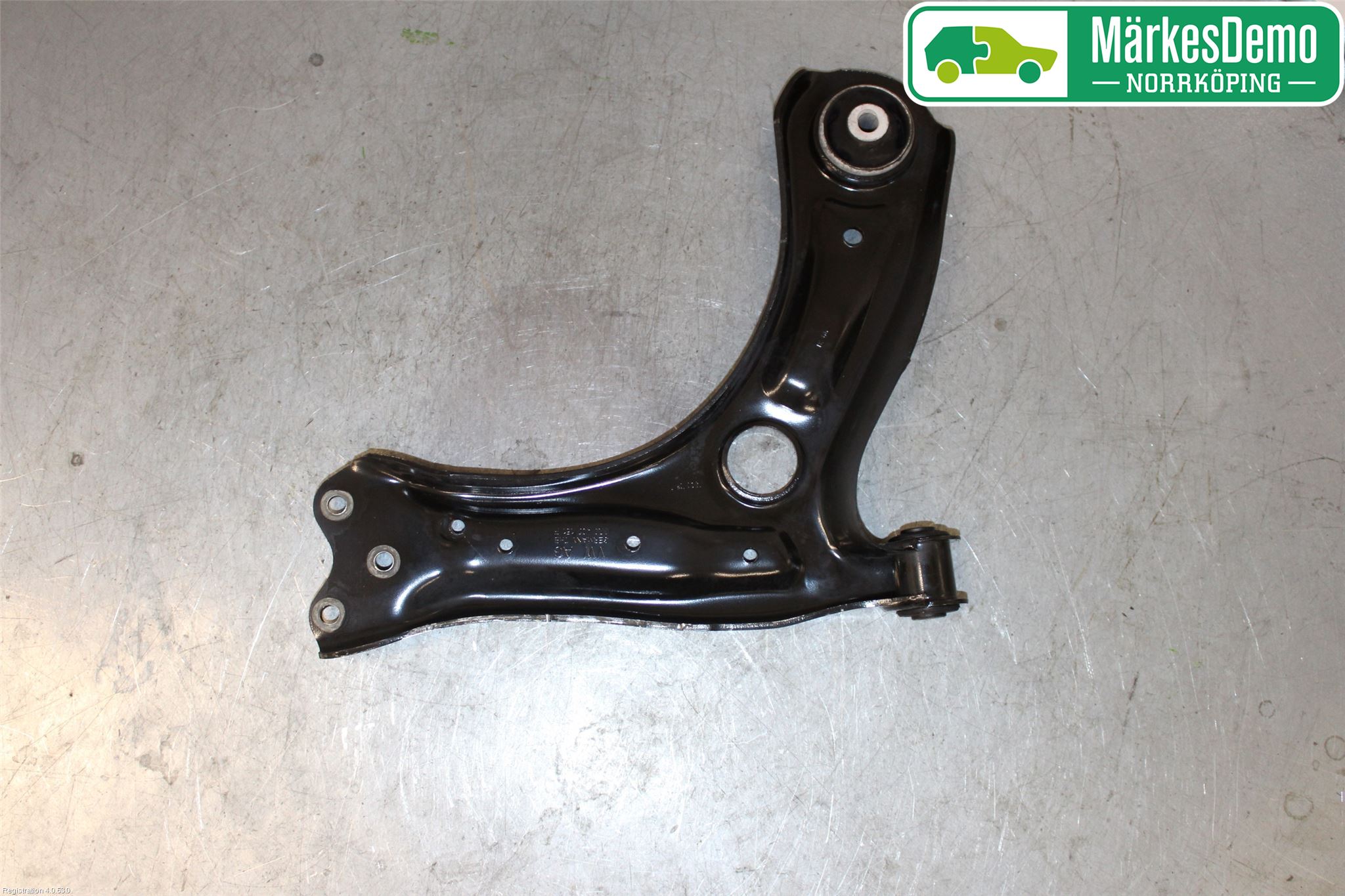 Skoda FABIA 15-21 Bärarm Fram Undre Vä