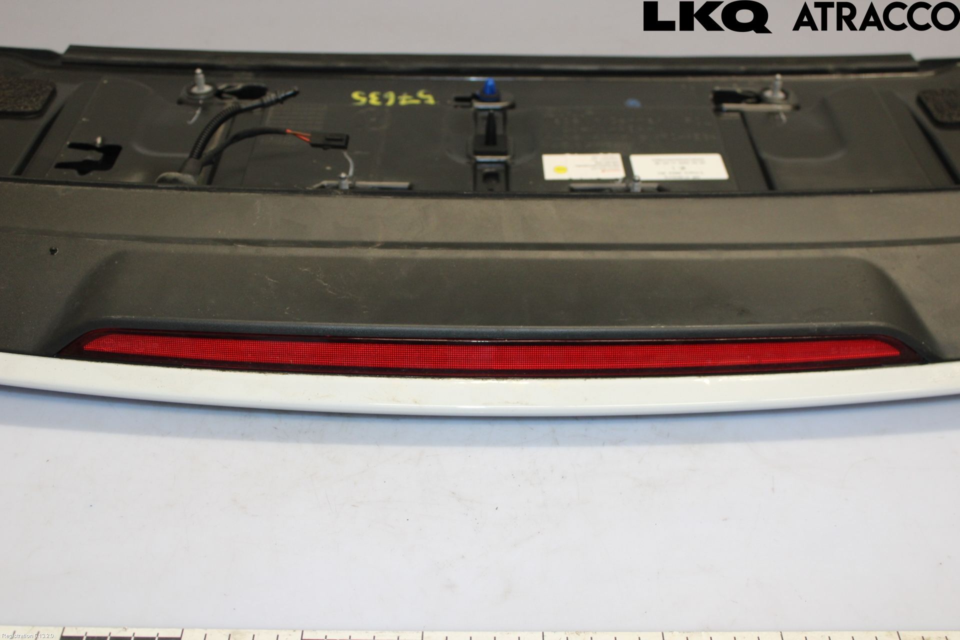 Volkswagen VW ID.7/TOURER 24- Spoiler Baklucka