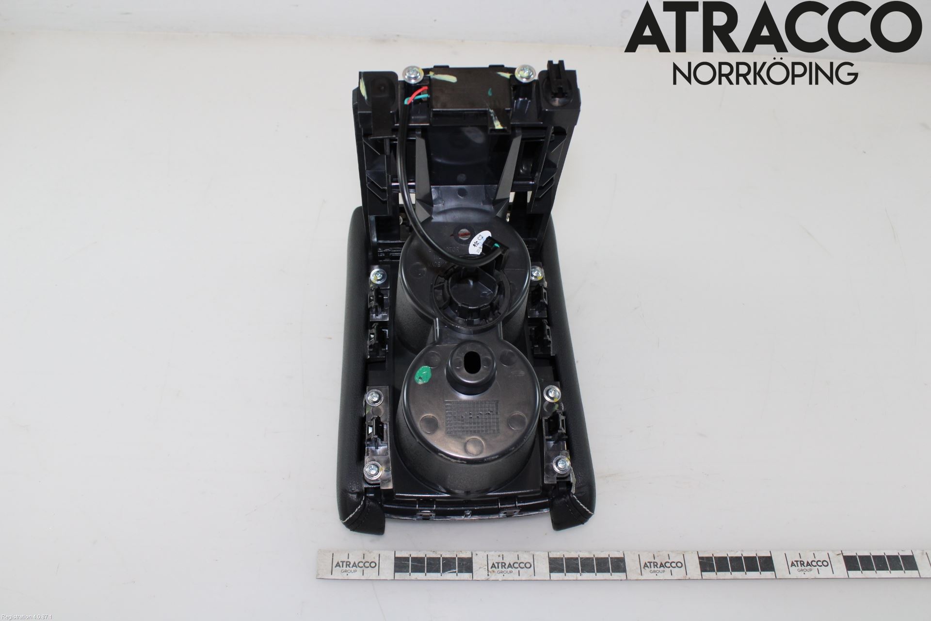 MG ZS EV 20- Mugghållare