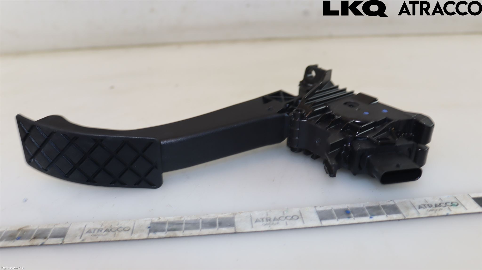 Audi Q4 E-TRON FZ 22- Gaspedal