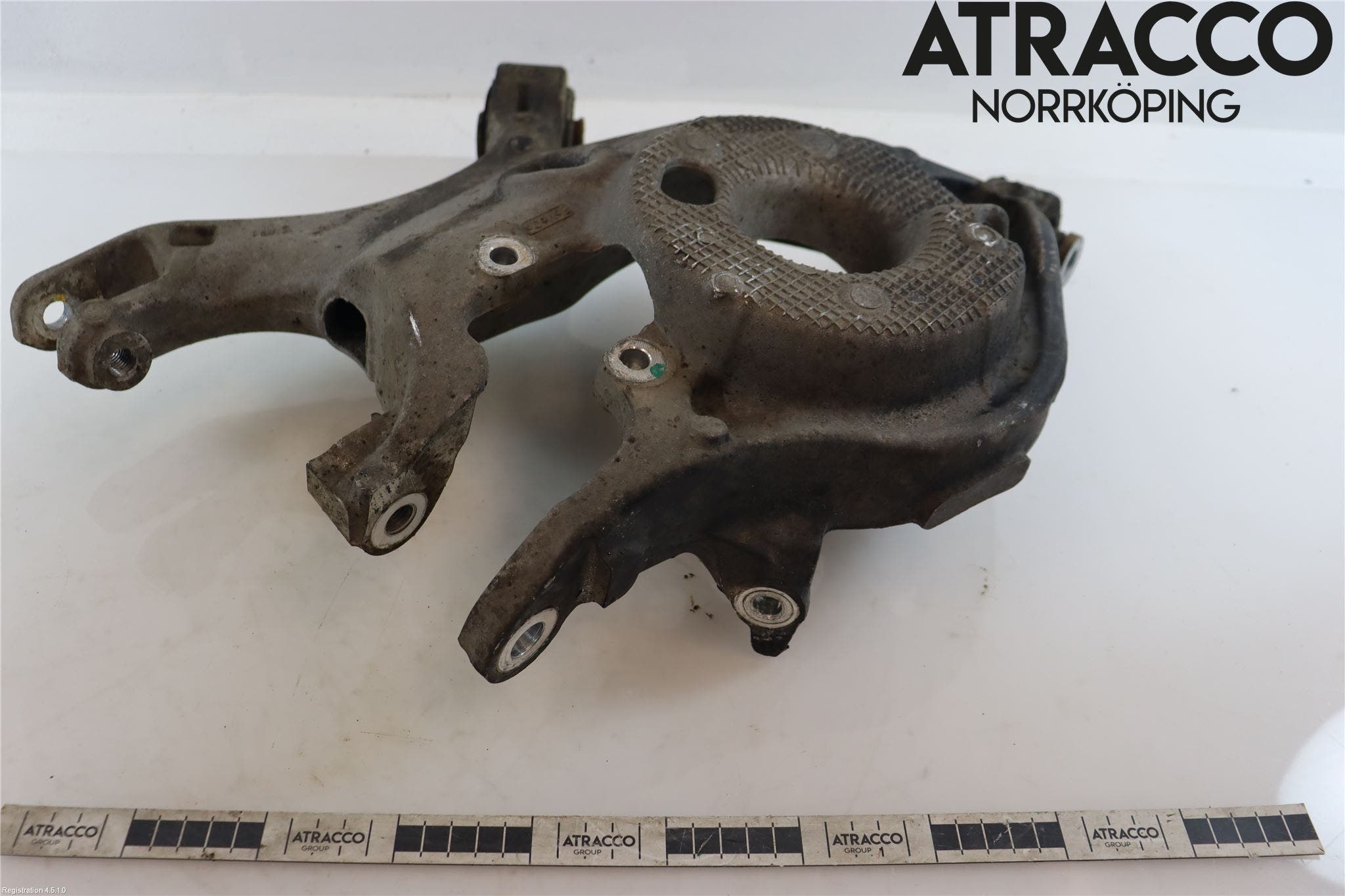 Ford MUSTANG VI 15-22 Bärarm Bak Höger