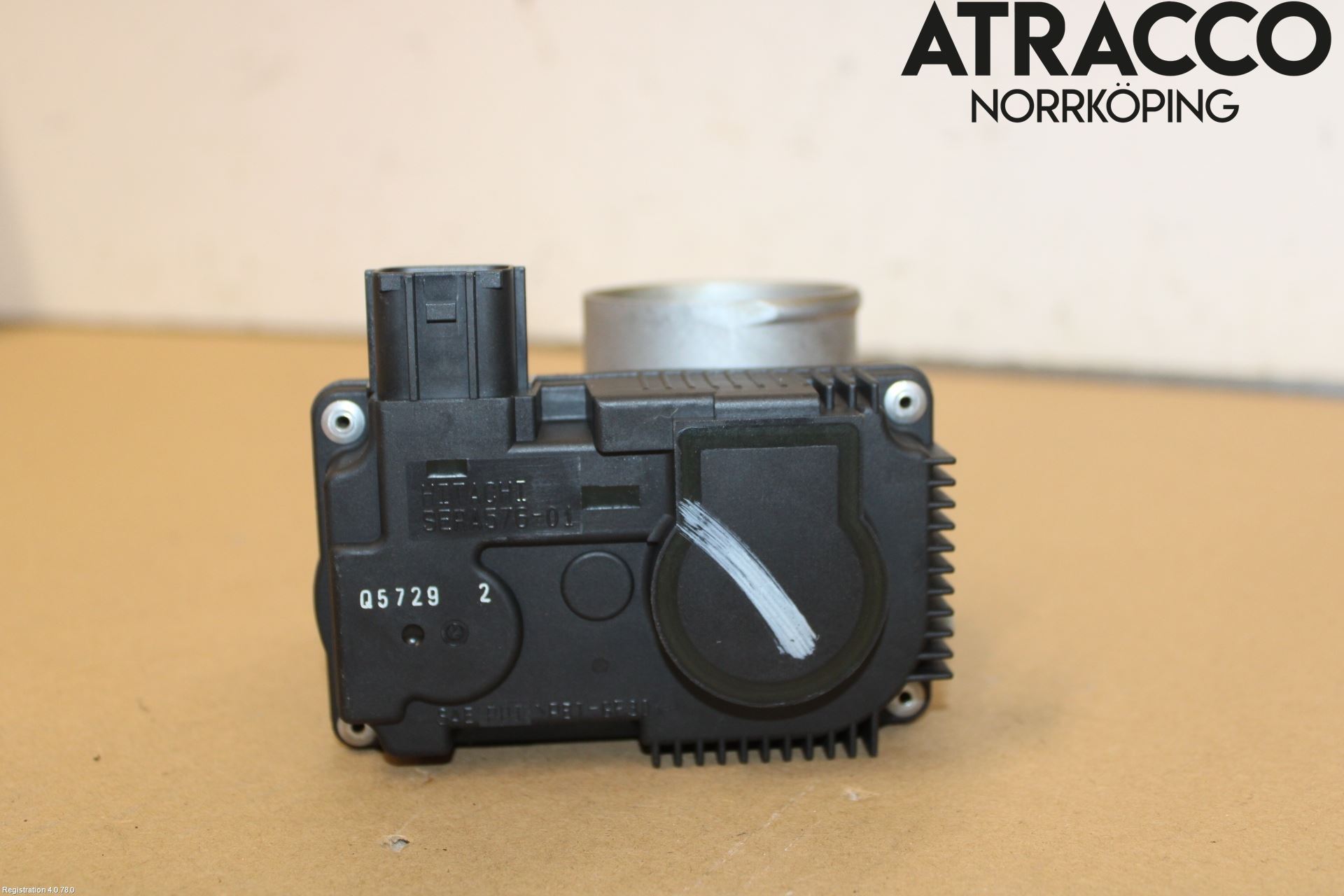 Nissan ALMERA    00-06 Injspjällhus