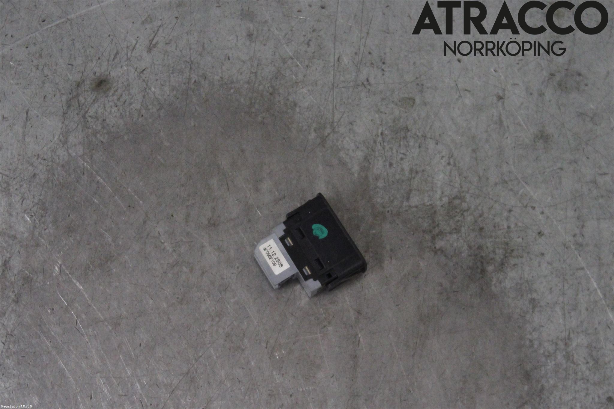 Audi A6/S6     05-11 Strömställare Fram