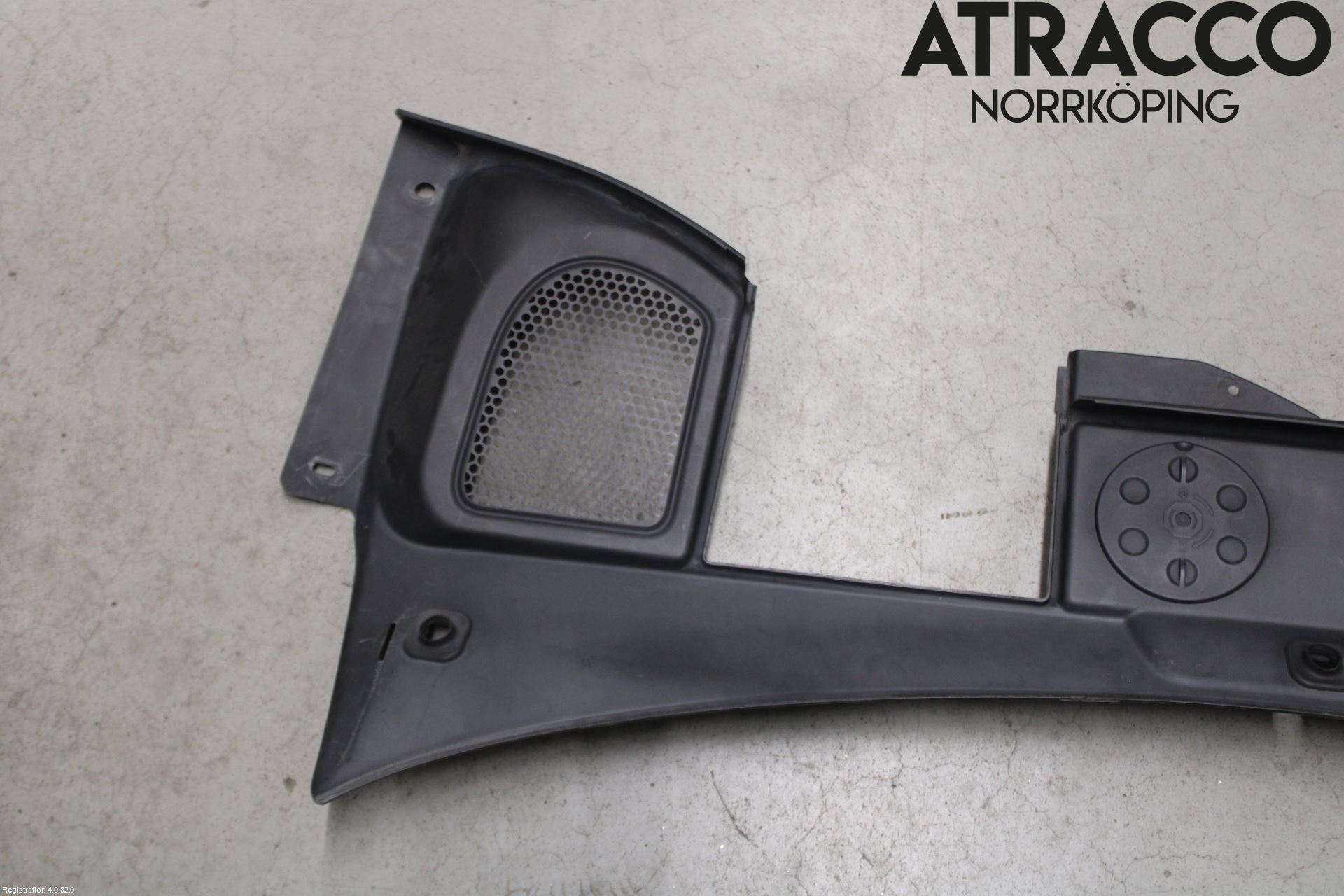 Volvo XC60 09-13 Torpedplåt-Torpedplast