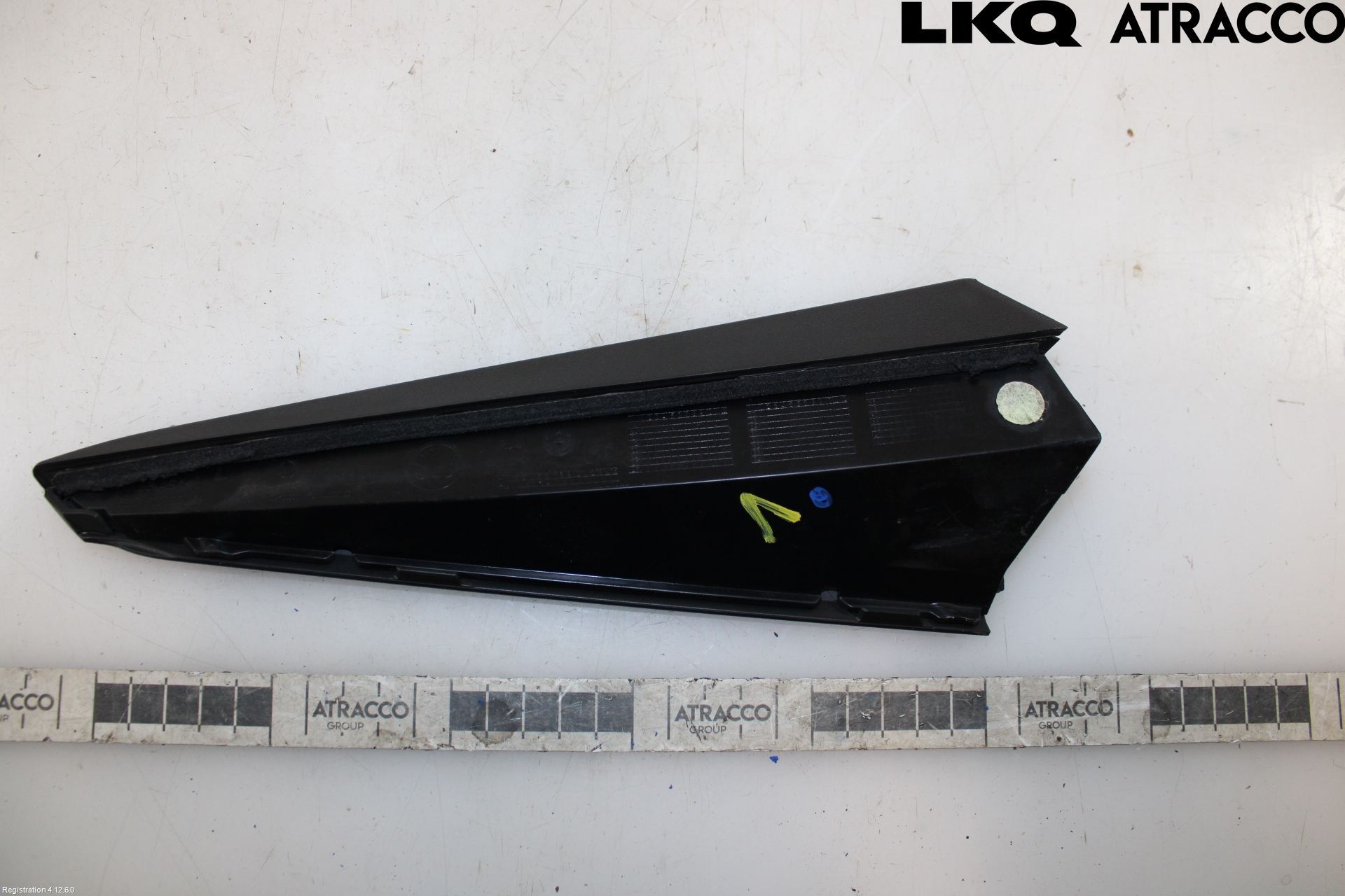 Skoda ENYAQ iV 21- Spoiler Baklucka