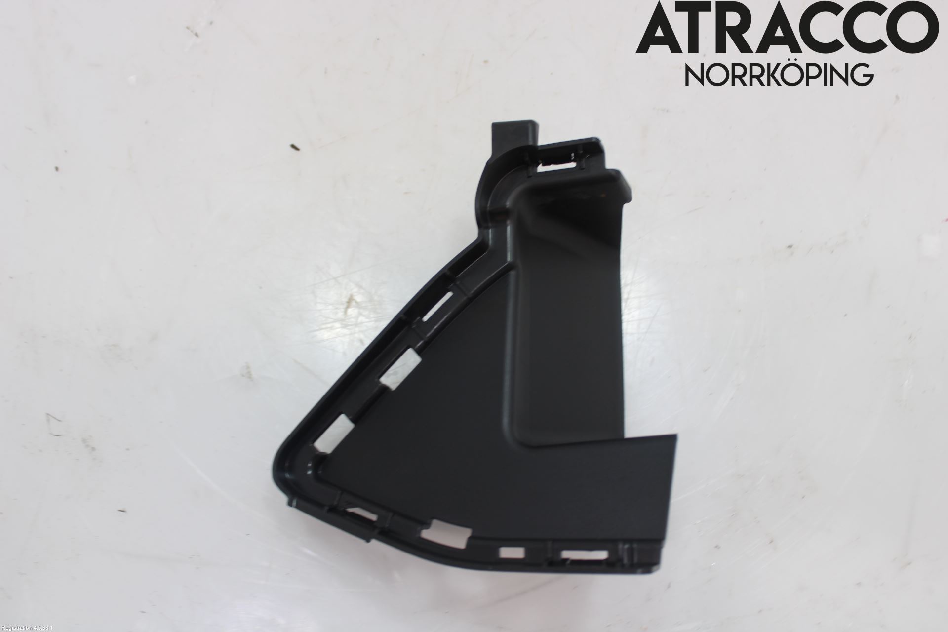 Cupra BORN 22- Stötfångardel Fram Vä