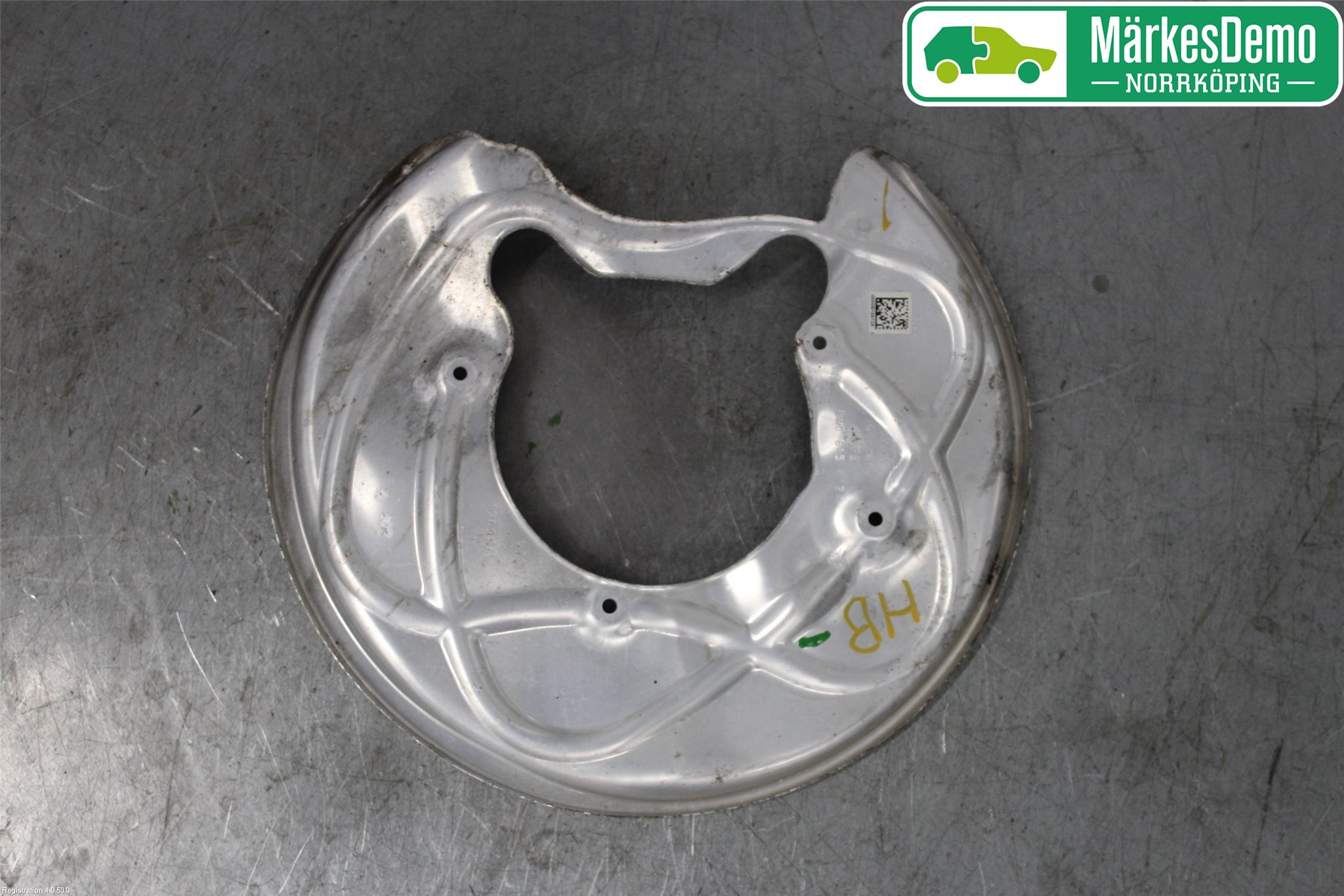 Audi A4/S4 B9 16-19 Bromssköld Bak