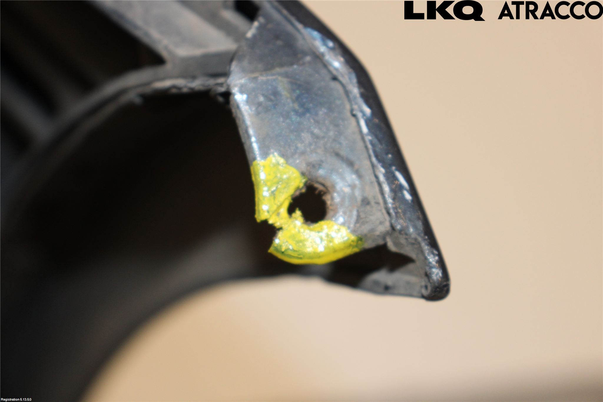 Volkswagen VW GOLF V 04-09 Stötfångarbeklädnad Fram