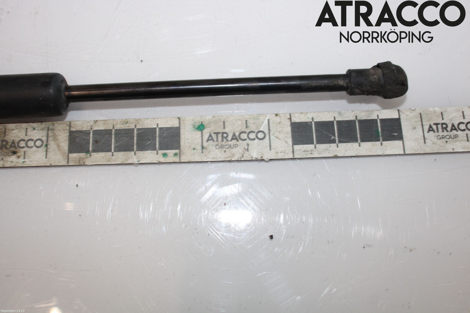 Toyota iQ Gasfjäder Baklucka