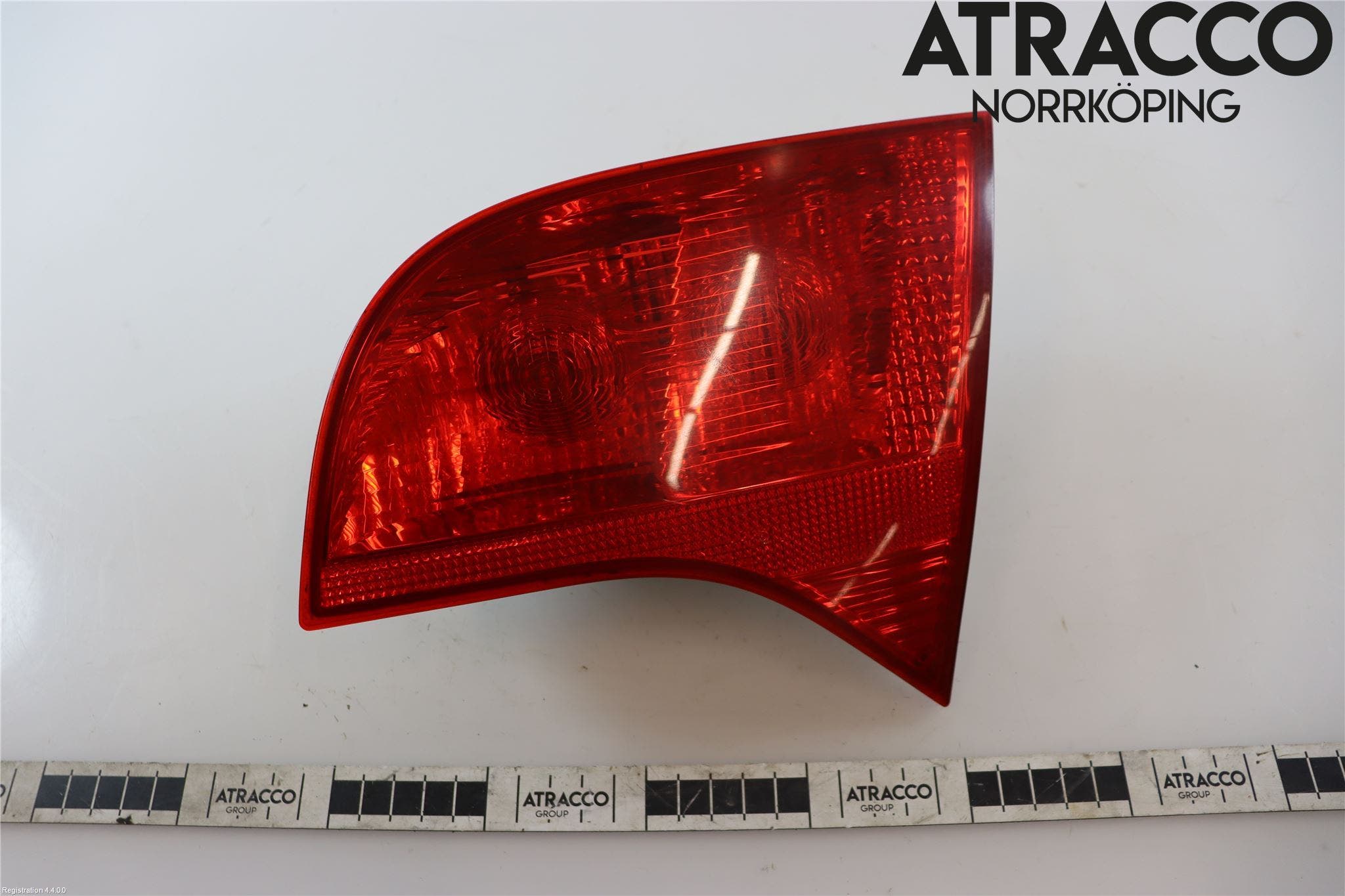 Audi A4/S4 05-07 Bakljus Lucka Hö