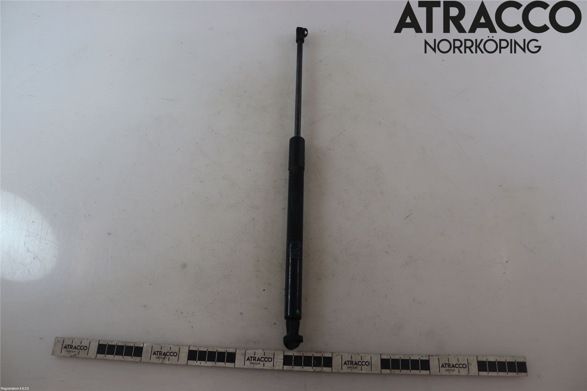 Toyota AURIS 13-19 Gasfjäder Baklucka