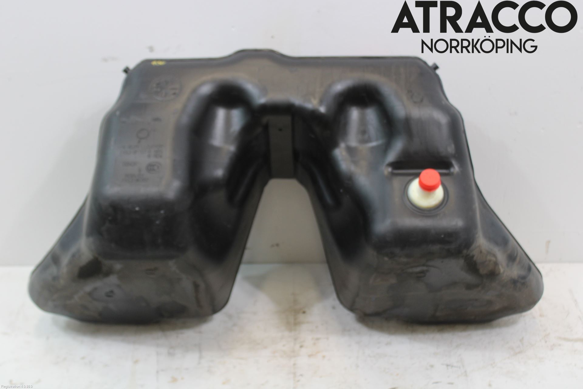 Jaguar F-TYPE Bränsletank Insprutning