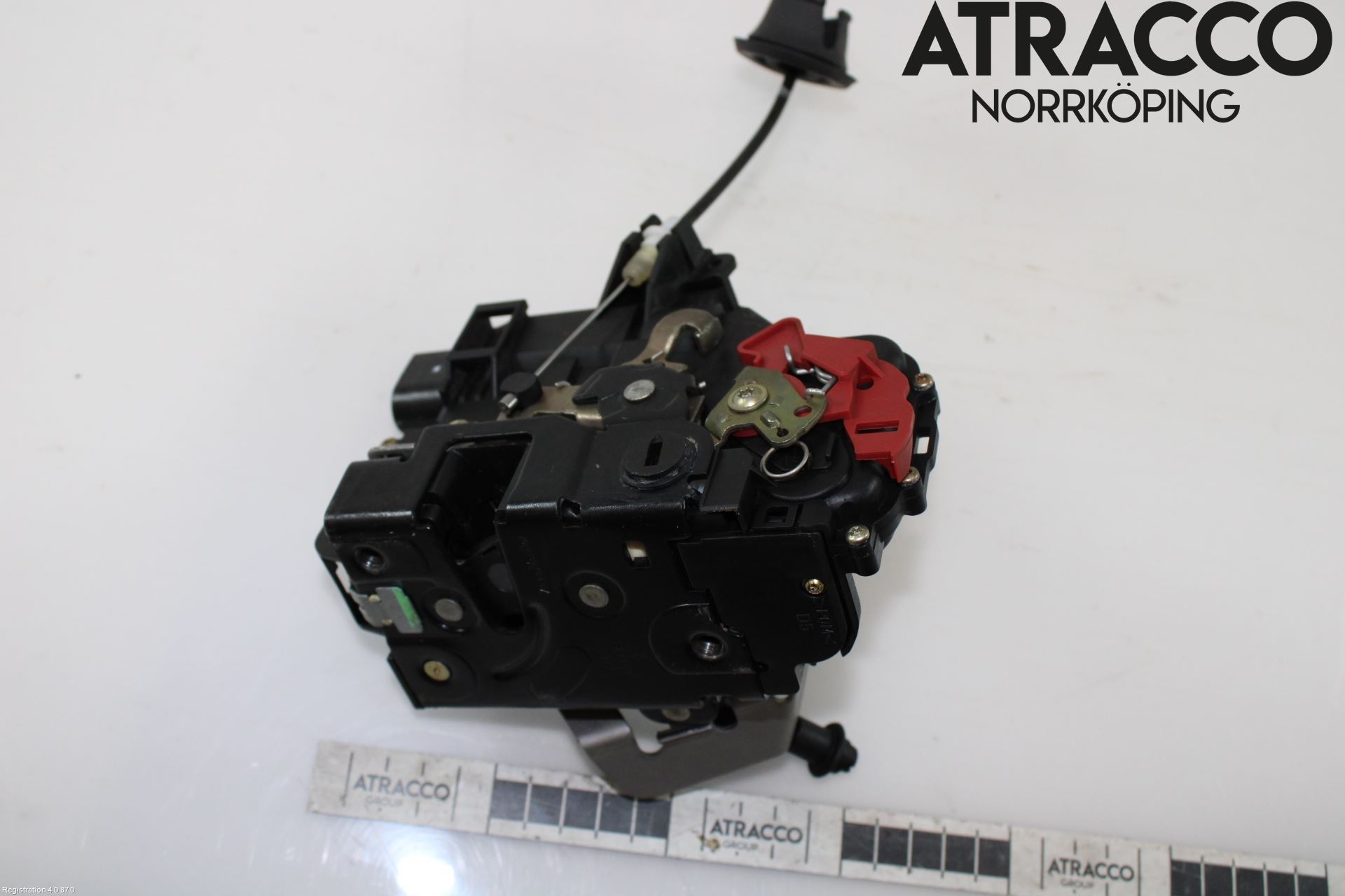 Audi A4/S4 01-05 Låskista-Dörrlås