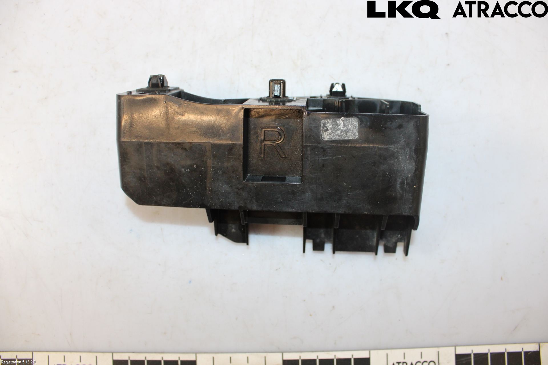 Suzuki SWIFT 11-16 Stötfångarfäste Bak Hö