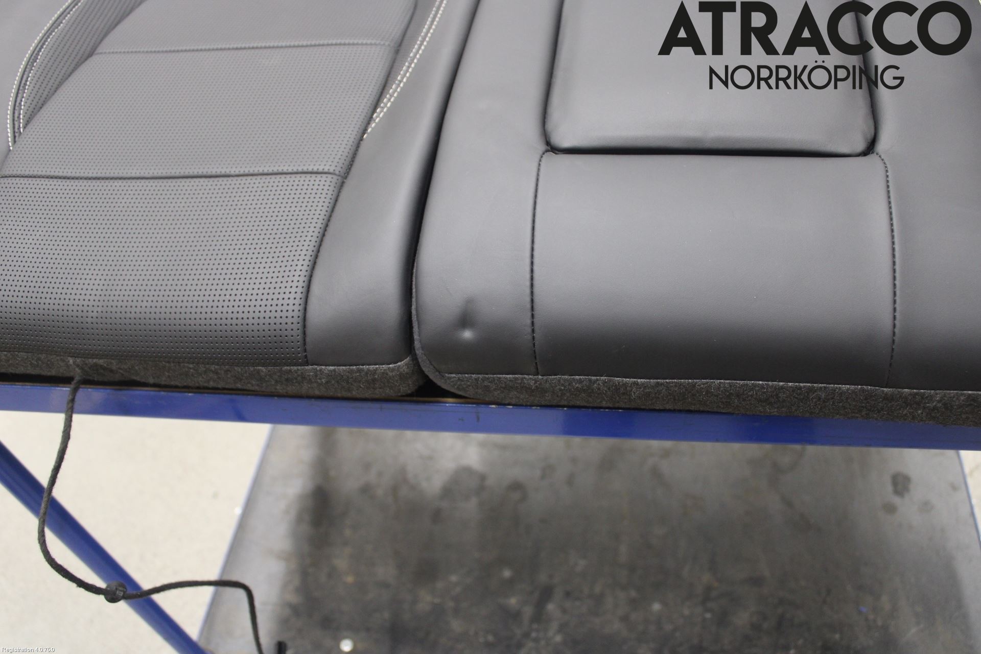 Jaguar I-PACE 18- Inredning Ryggdyna Bak