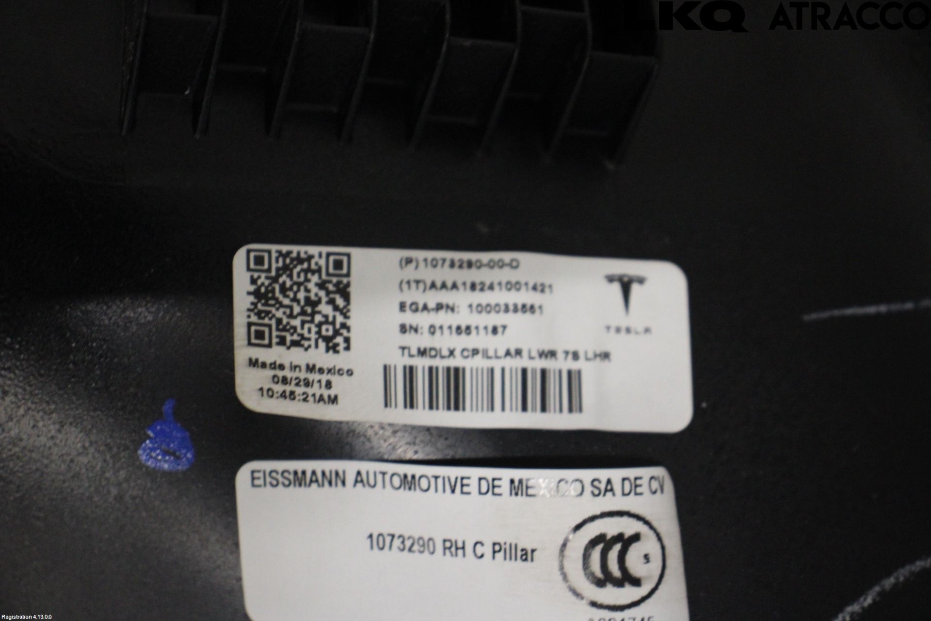 Tesla MODEL X 16- Inr Plastd A-B-C Stolpe
