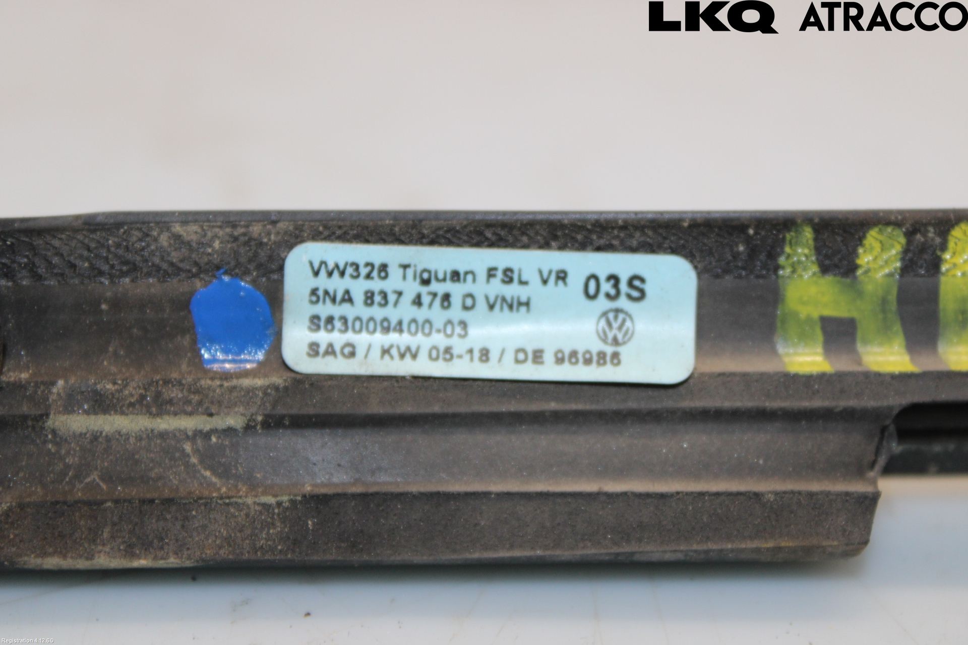 Volkswagen VW TIGUAN 16-24 Dörr Dekorlist Fram Hö
