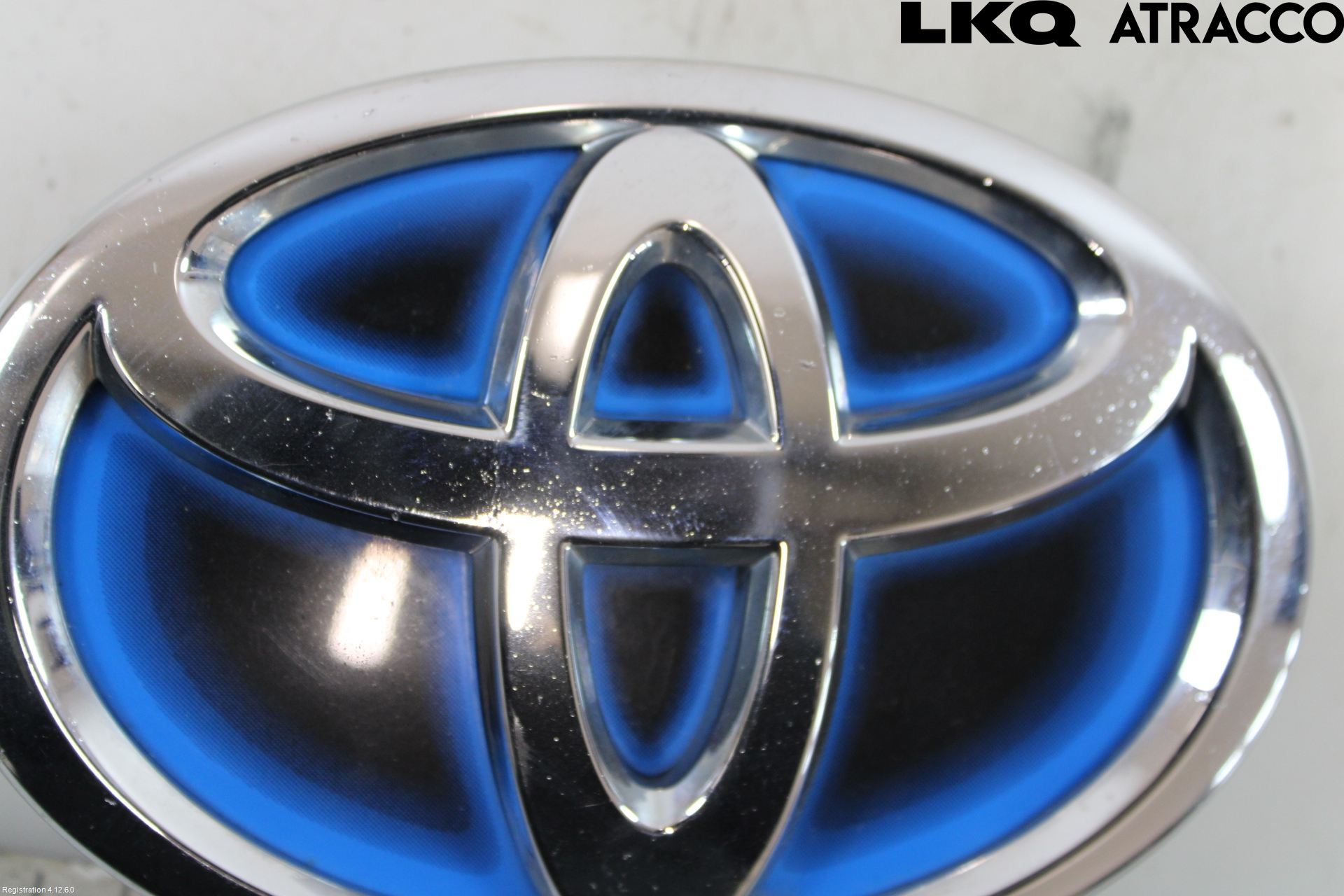 Toyota YARIS XP130 15-20 Emblem